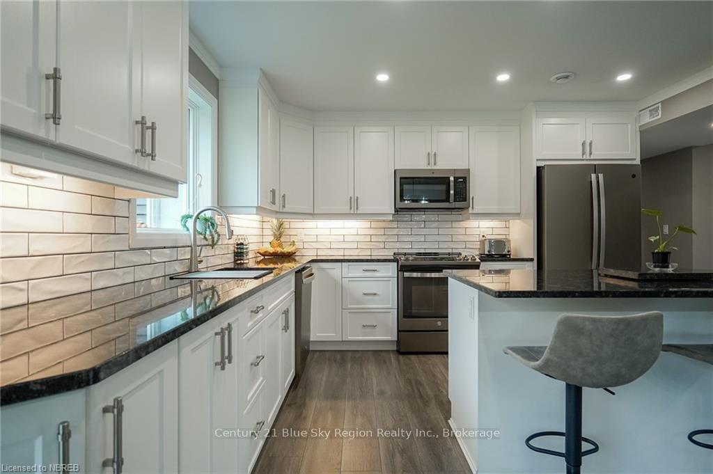 Photo 8 of 1040 Development Road, Bonfield — HOMEH