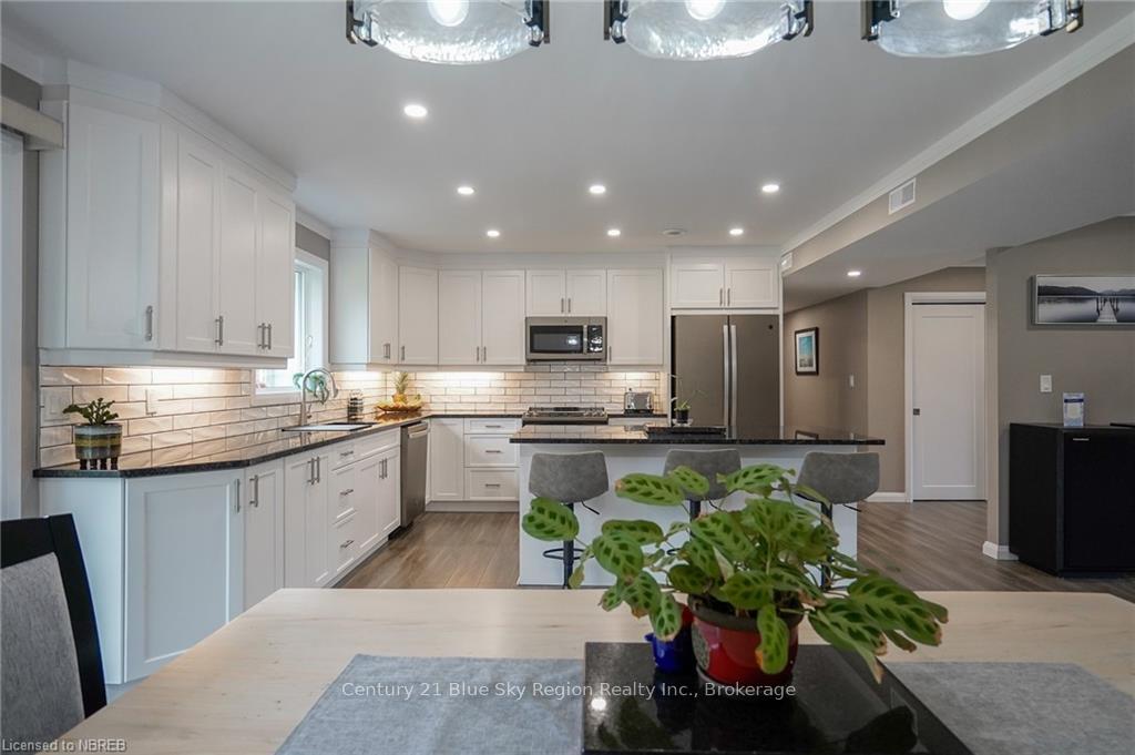 Photo 10 of 1040 Development Road, Bonfield — HOMEH