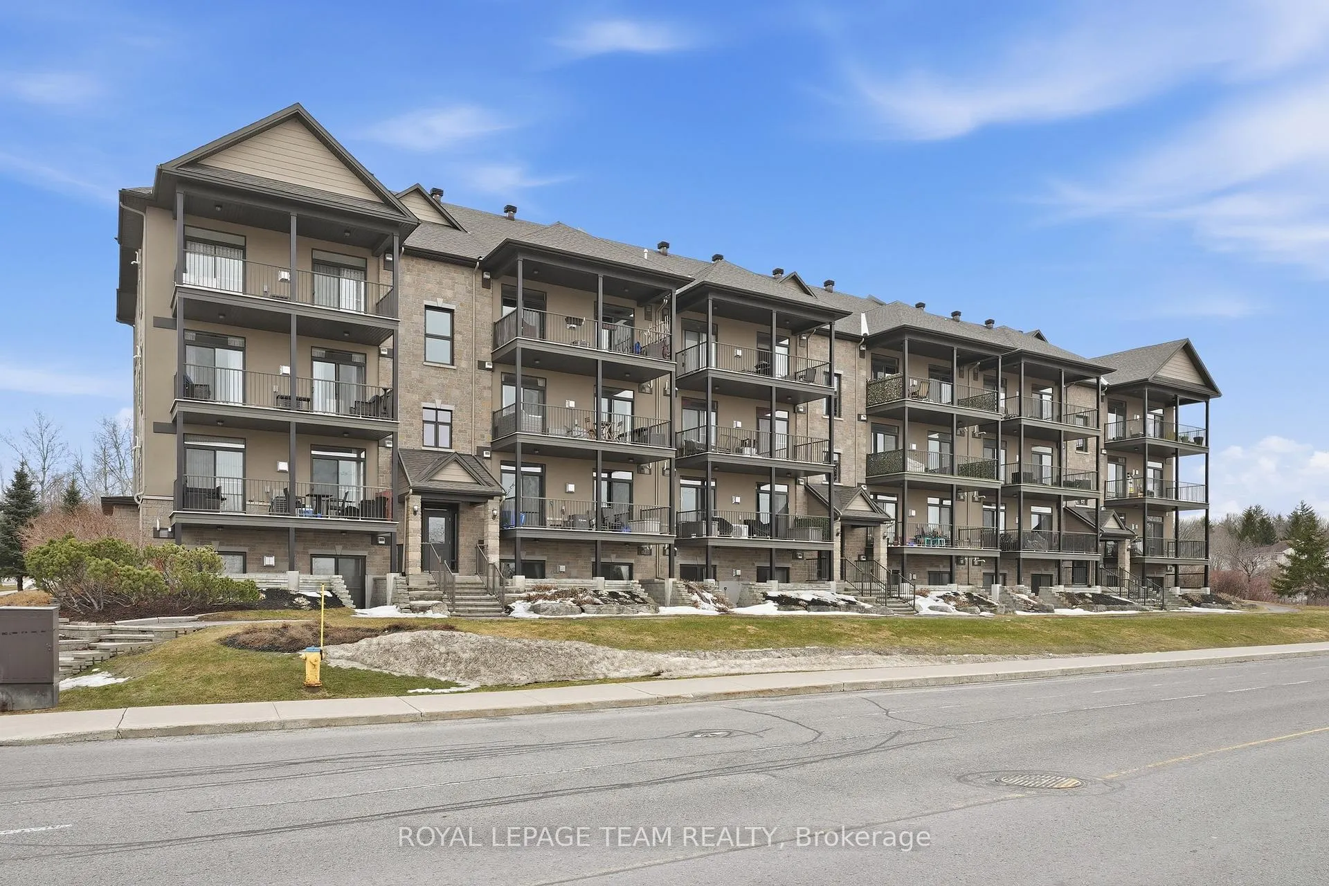 Photo 1 of Unit 5, 10 Prestige Circle, Ottawa, Chatelaine Village — HOMEH
