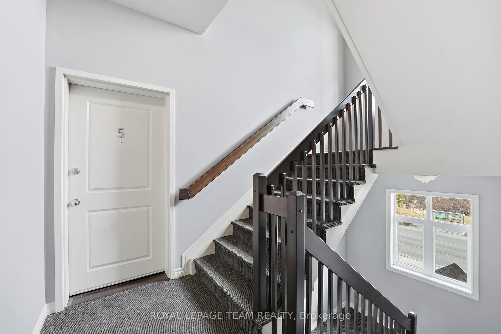 Photo 5 of Unit 5, 10 Prestige Circle, Ottawa, Chatelaine Village — HOMEH