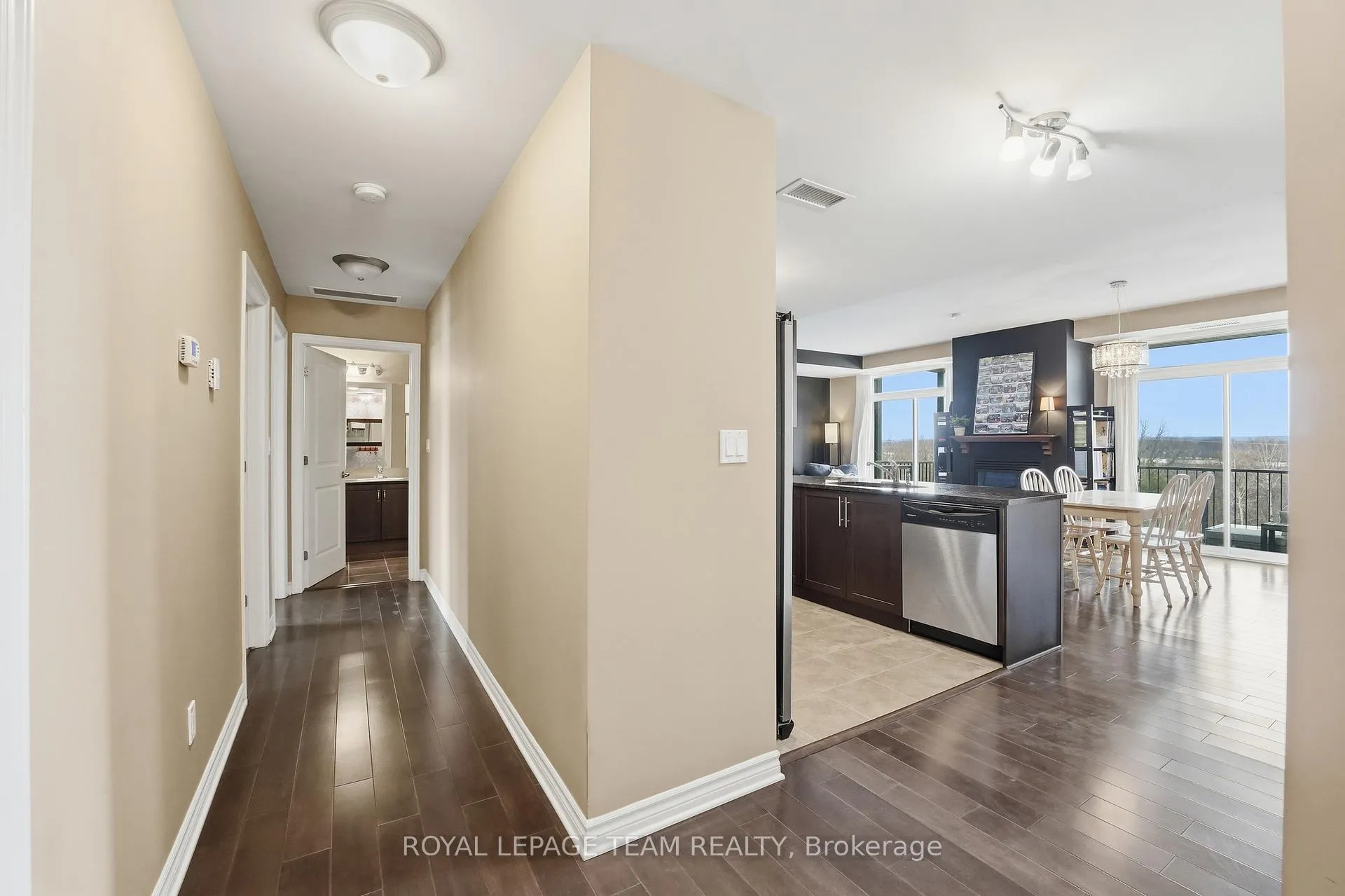 Photo 21 of Unit 5, 10 Prestige Circle, Ottawa, Chatelaine Village — HOMEH