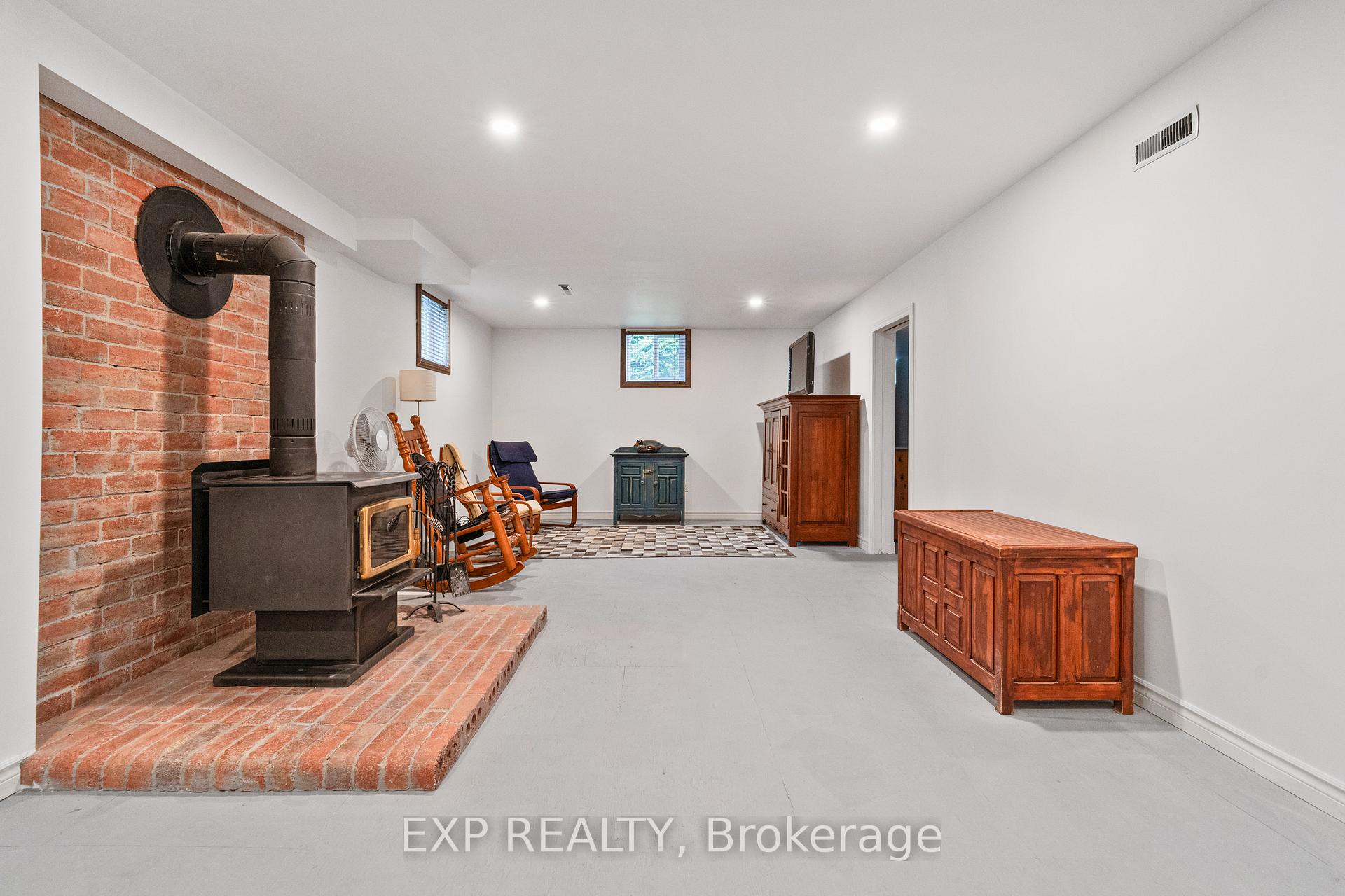 Photo 31 of 751 Pattee Road, Champlain, Champlain Twp — HOMEH