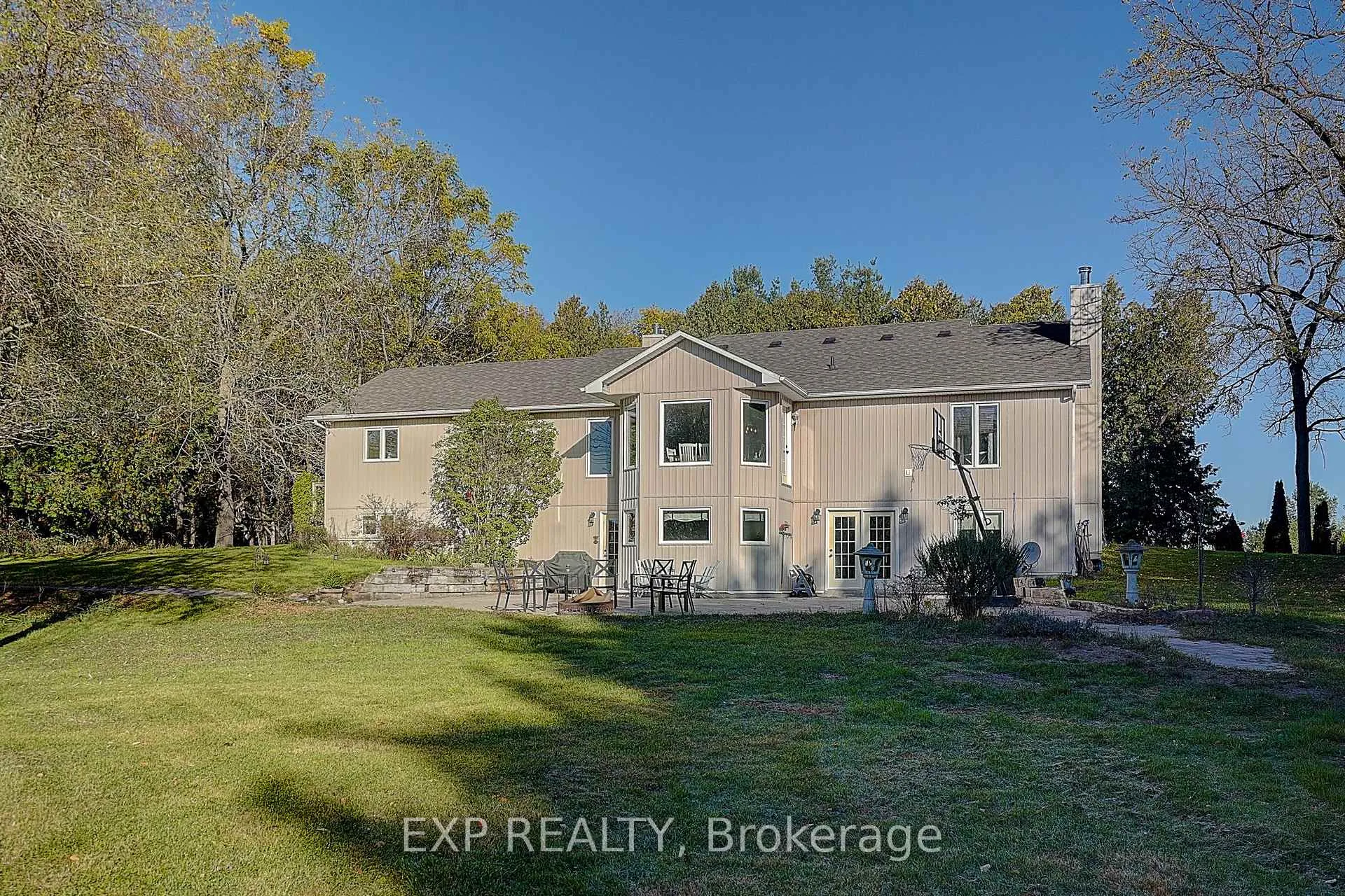 Photo 31 of 8327 Old Homestead Road, Georgina, Baldwin — HOMEH
