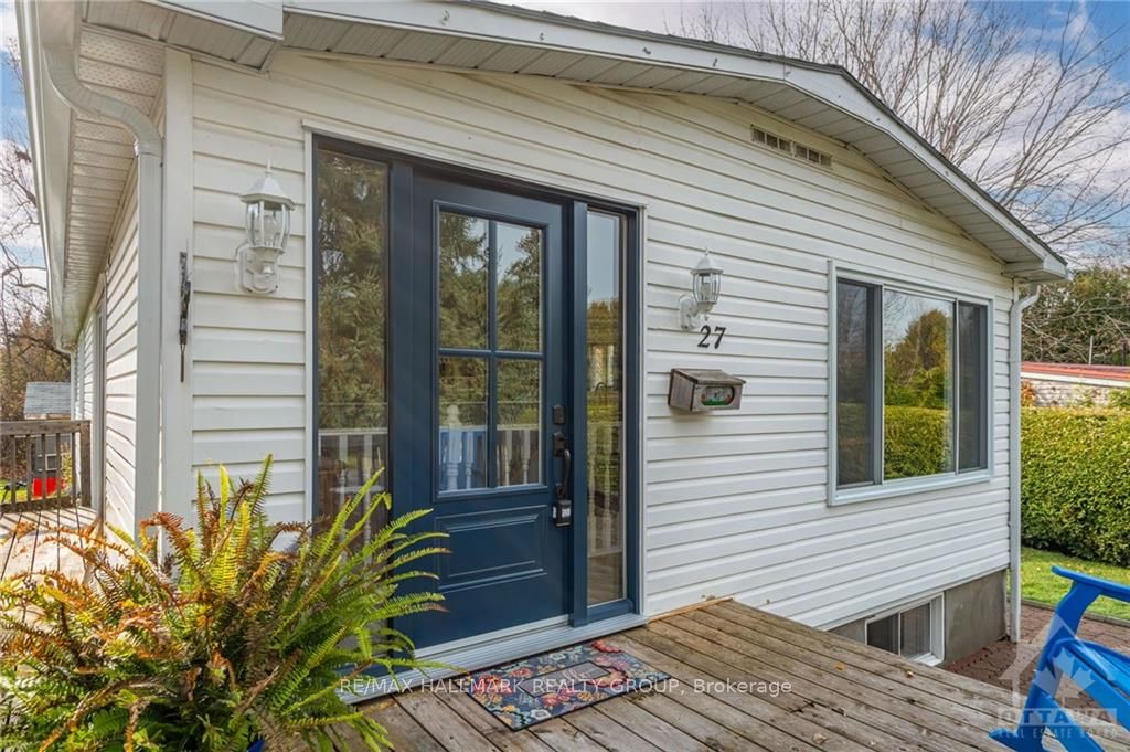 Photo 2 of 27 Fringewood Drive, Ottawa, Fringewood — HOMEH