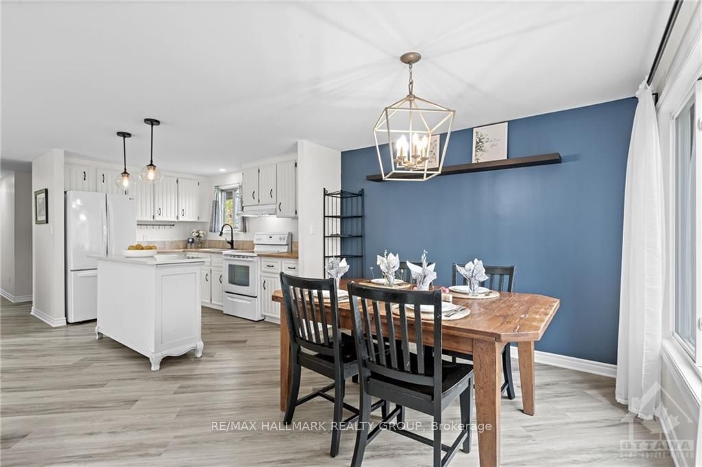 Photo 5 of 27 Fringewood Drive, Ottawa, Fringewood — HOMEH