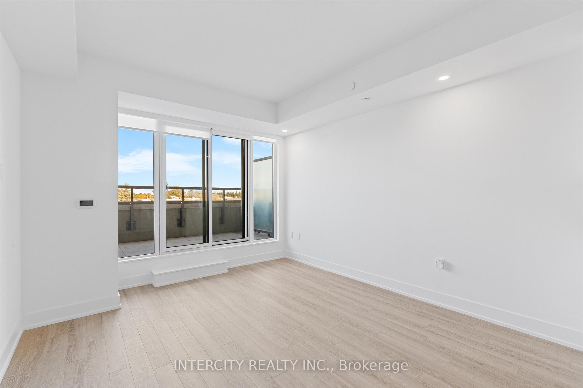 Photo 10 of Unit 345, 2075 King Road, King, King City — HOMEH