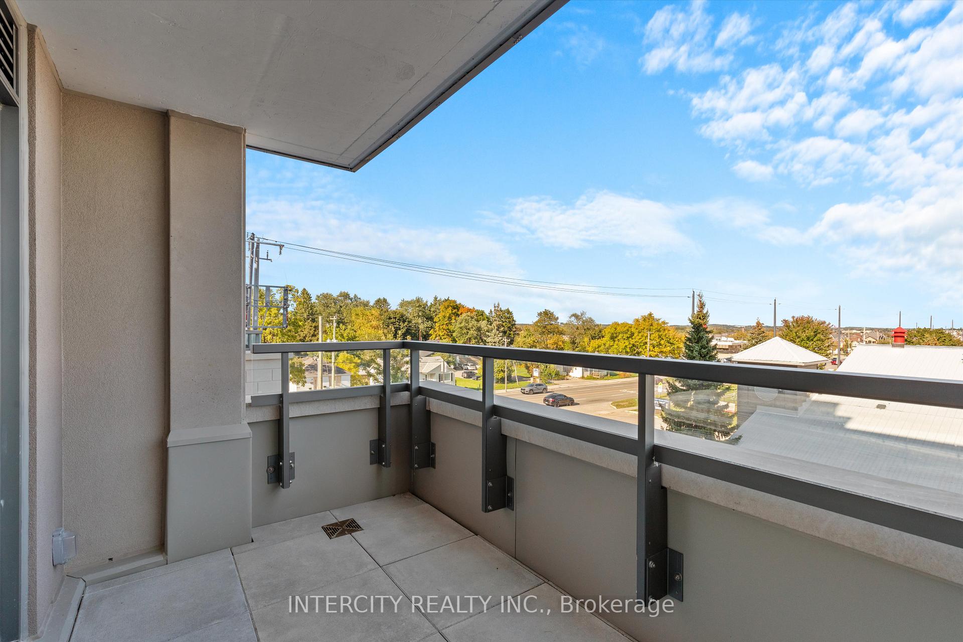 Photo 15 of Unit 345, 2075 King Road, King, King City — HOMEH
