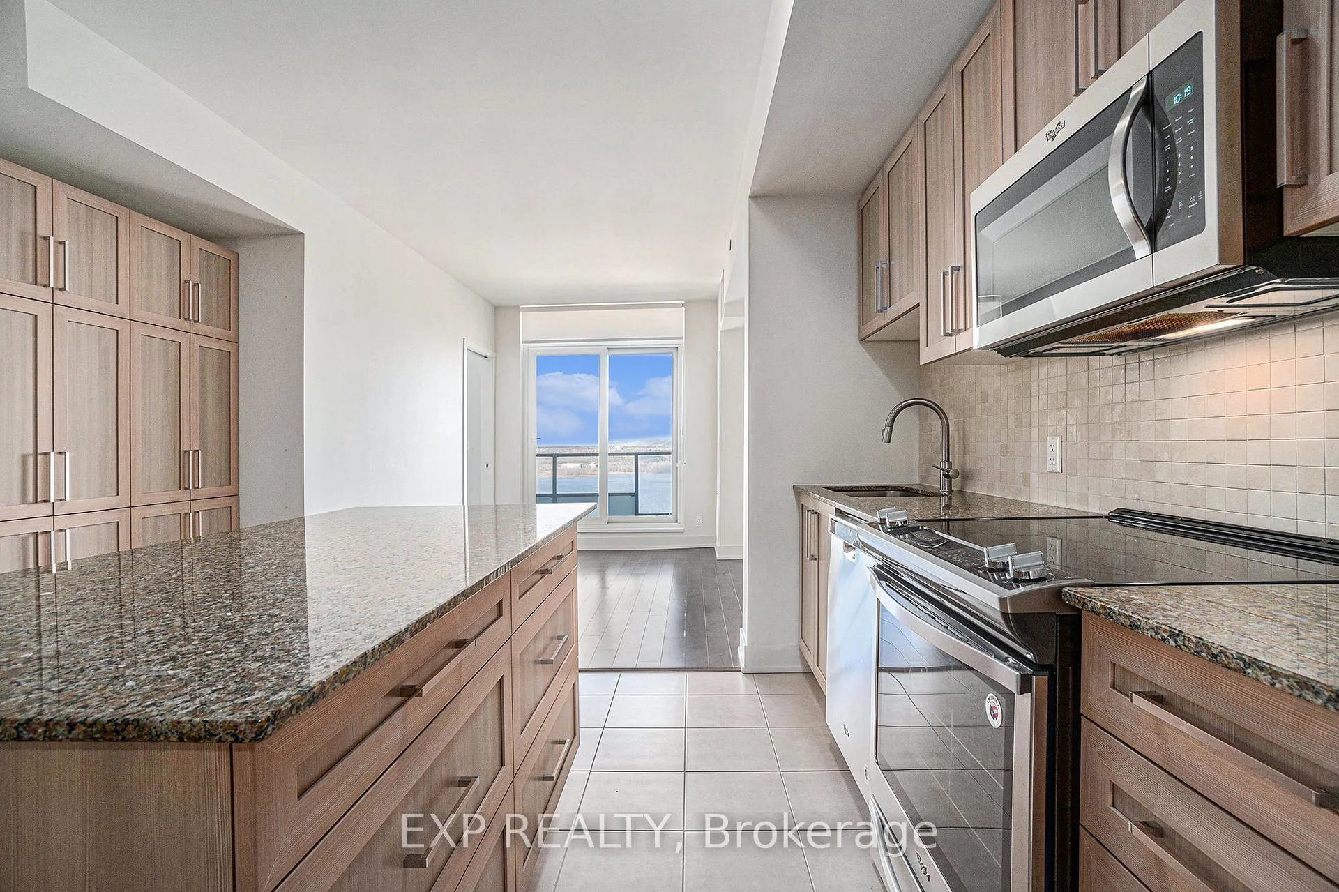 Photo 9 of Unit 2403, 485 Richmond Road, Ottawa, Westboro West — HOMEH