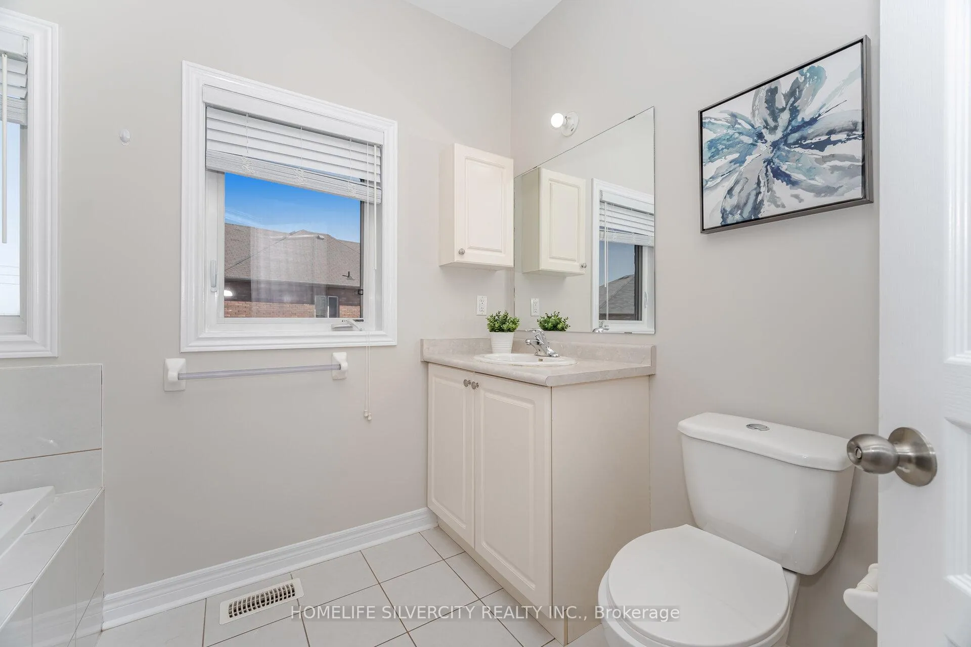Photo 21 of 105 Aylesbury Drive, Brampton, Northwest Brampton — HOMEH