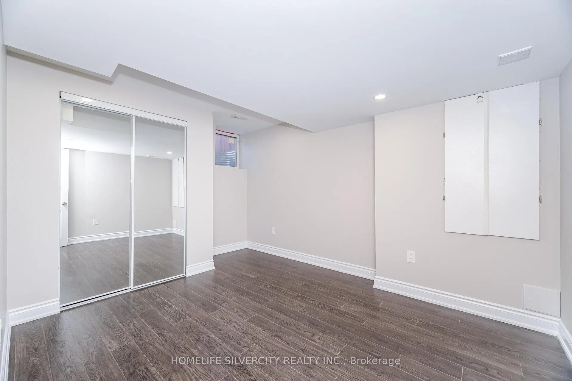 Photo 32 of 105 Aylesbury Drive, Brampton, Northwest Brampton — HOMEH
