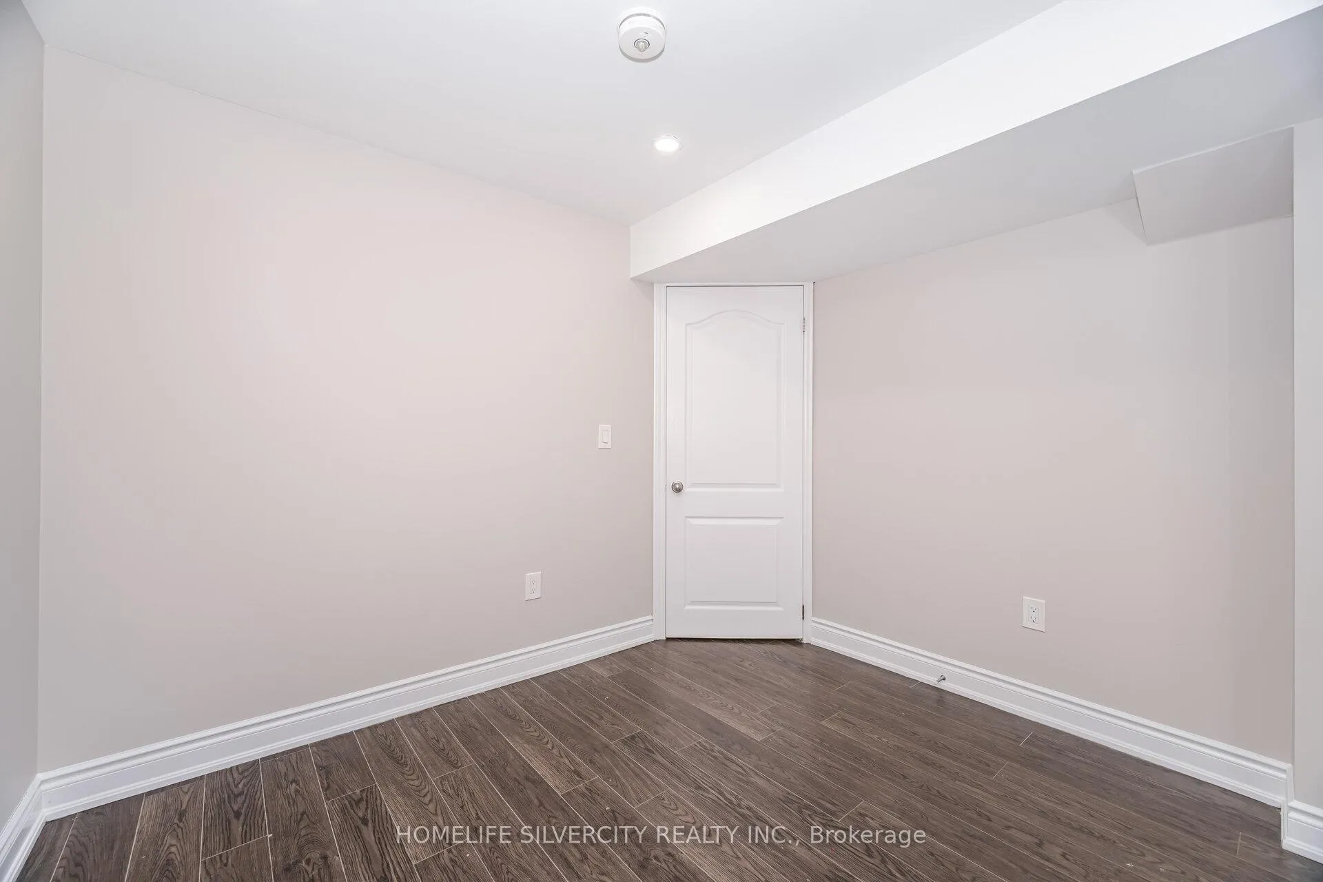 Photo 34 of 105 Aylesbury Drive, Brampton, Northwest Brampton — HOMEH