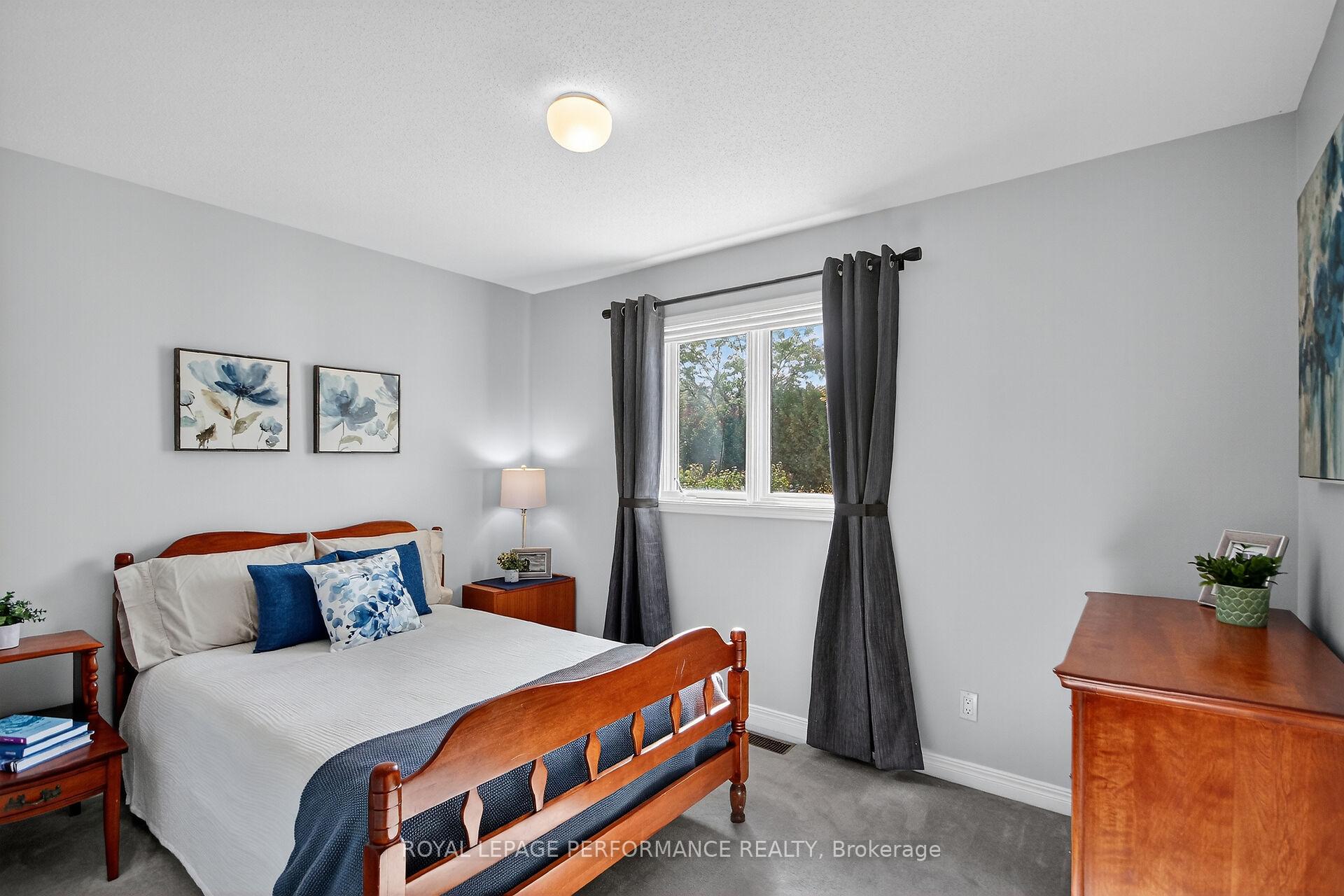 Photo 22 of 159 Longshire Circle, Ottawa, Barrhaven - Longfields — HOMEH