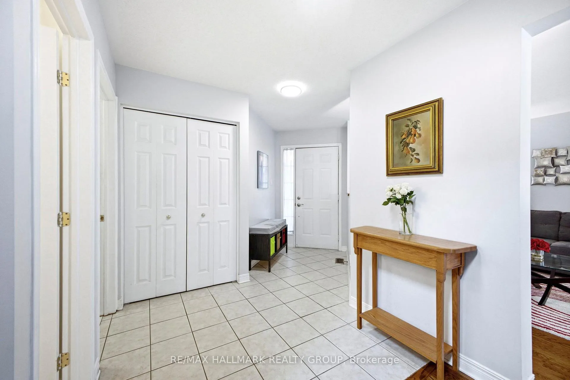 Photo 3 of 92A Upney Drive, Ottawa, Barrhaven - Longfields — HOMEH