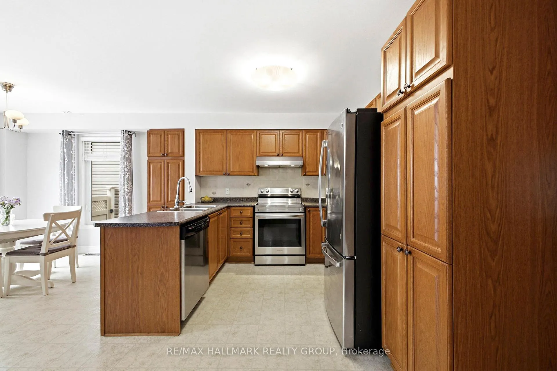 Photo 11 of 92A Upney Drive, Ottawa, Barrhaven - Longfields — HOMEH
