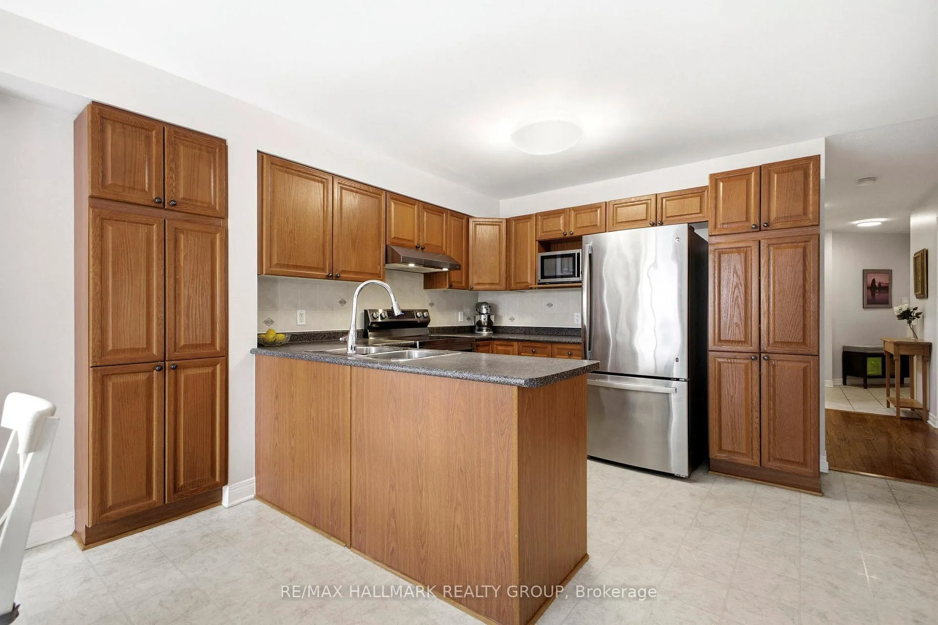 Photo 15 of 92A Upney Drive, Ottawa, Barrhaven - Longfields — HOMEH