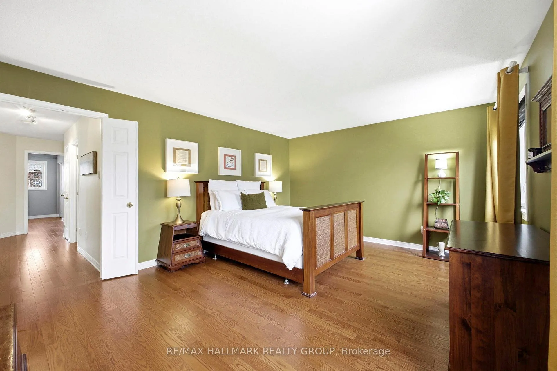 Photo 24 of 92A Upney Drive, Ottawa, Barrhaven - Longfields — HOMEH