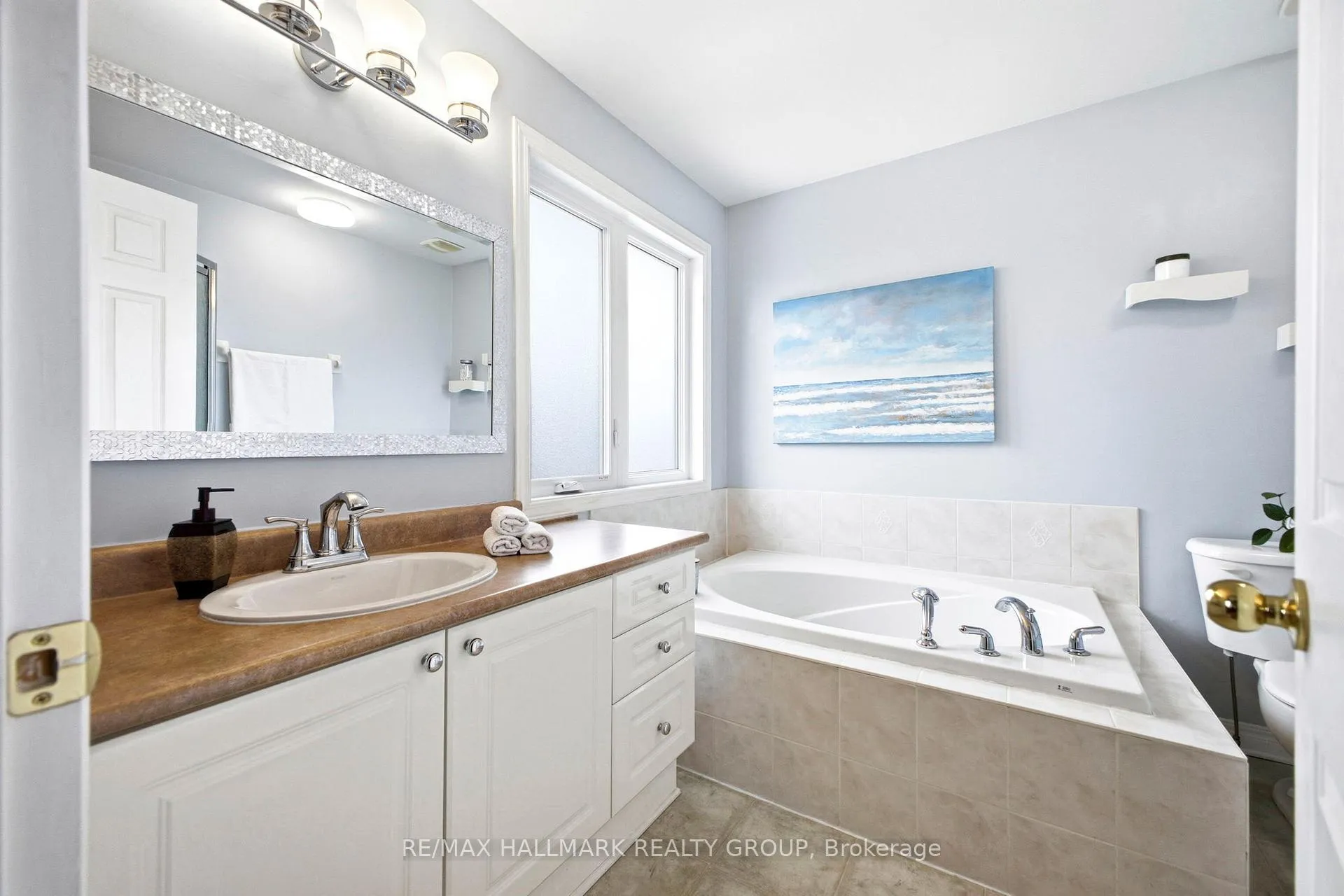 Photo 28 of 92A Upney Drive, Ottawa, Barrhaven - Longfields — HOMEH