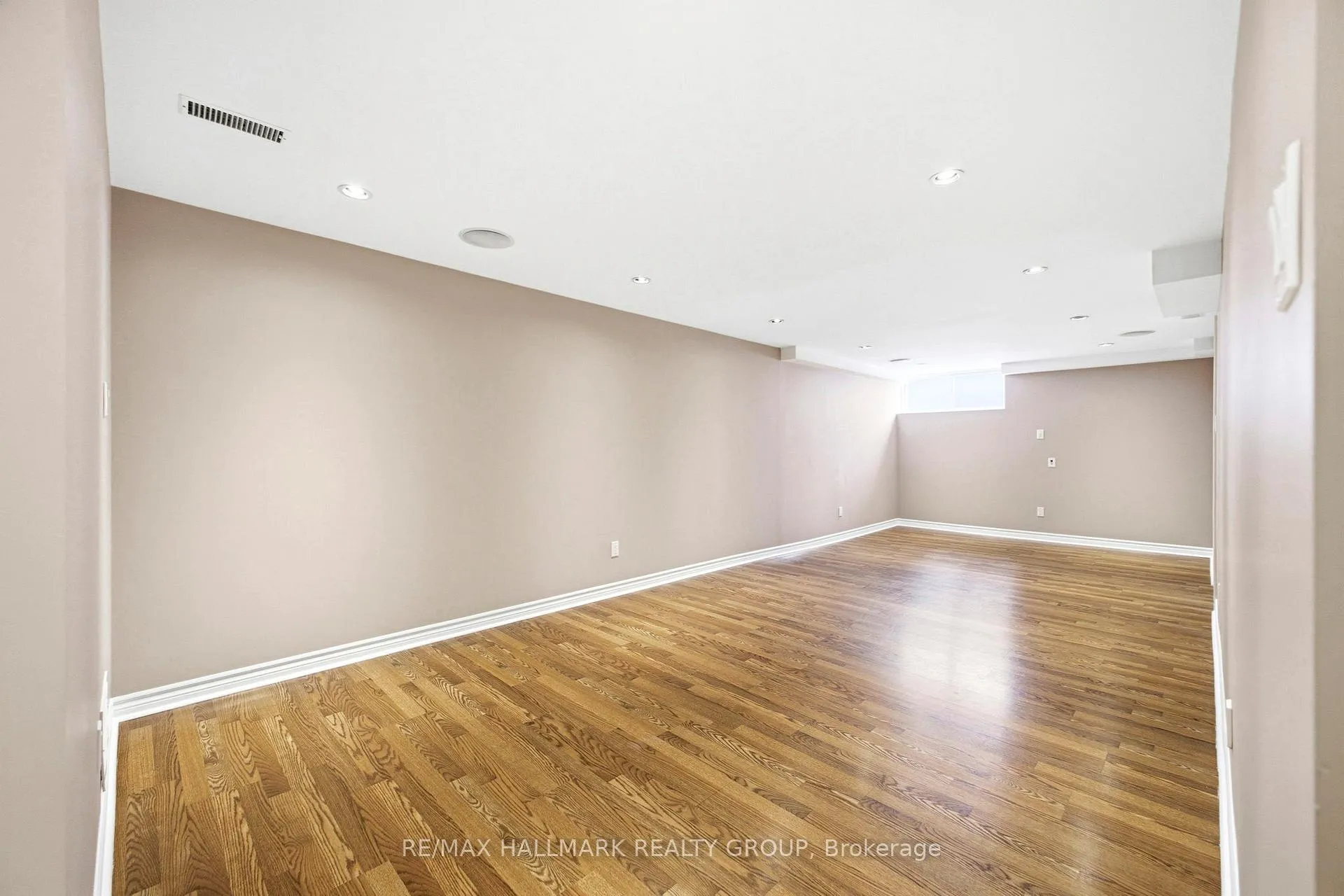 Photo 38 of 92A Upney Drive, Ottawa, Barrhaven - Longfields — HOMEH