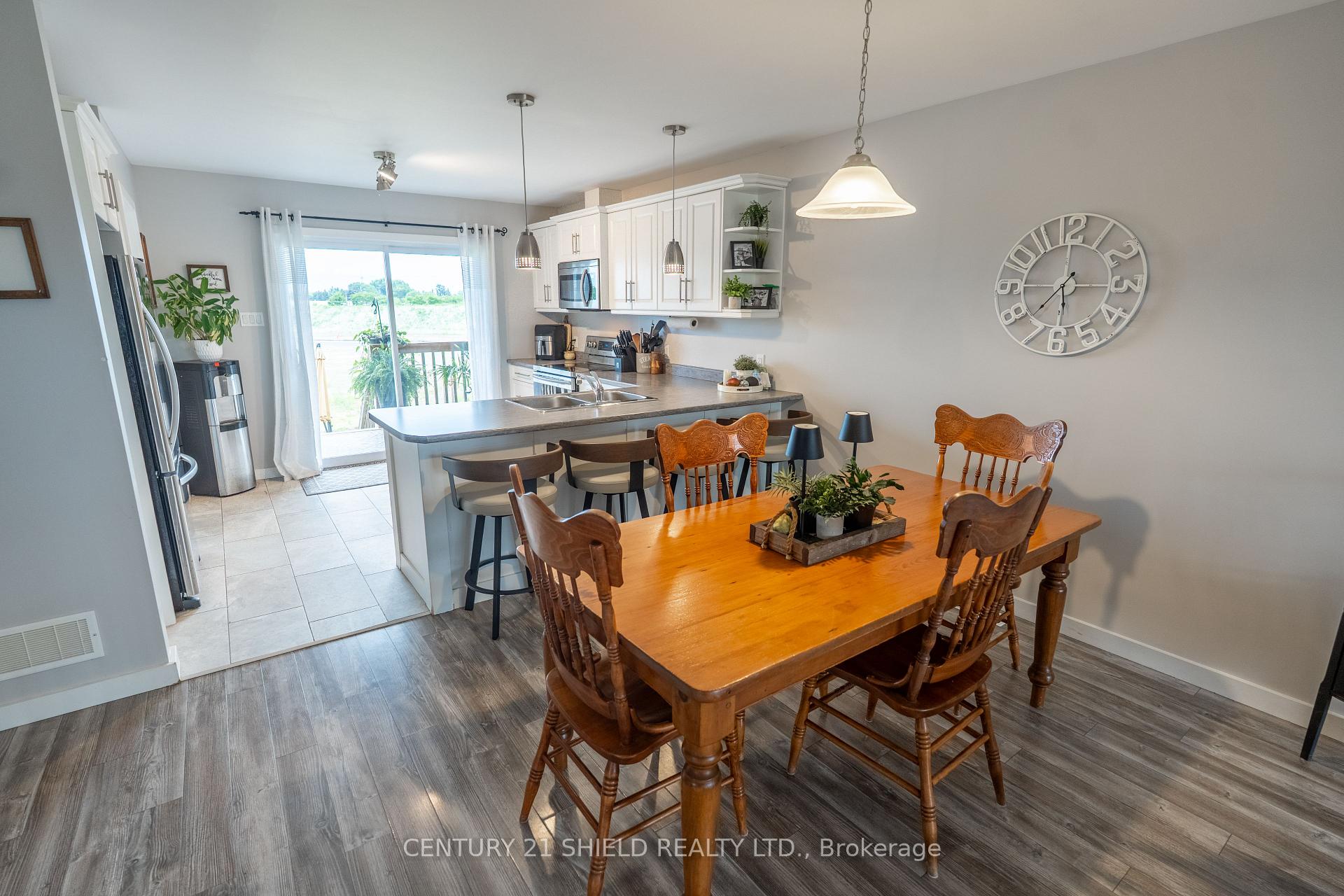 Photo 9 of 166 Bellwood Drive, Cornwall — HOMEH