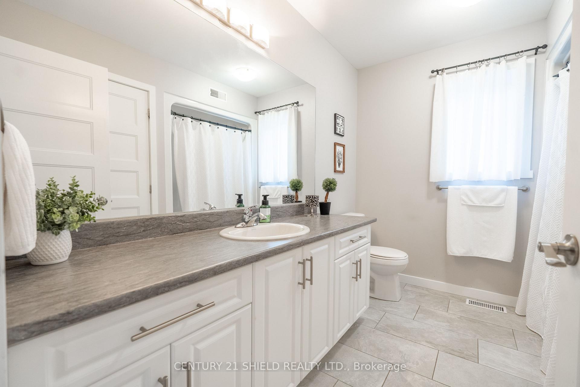 Photo 16 of 166 Bellwood Drive, Cornwall — HOMEH