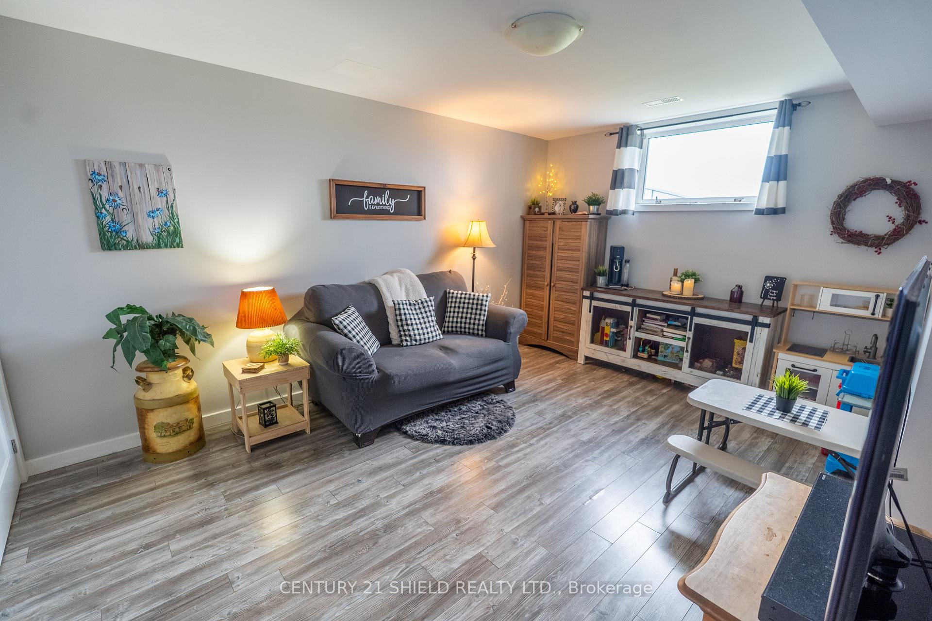 Photo 19 of 166 Bellwood Drive, Cornwall — HOMEH