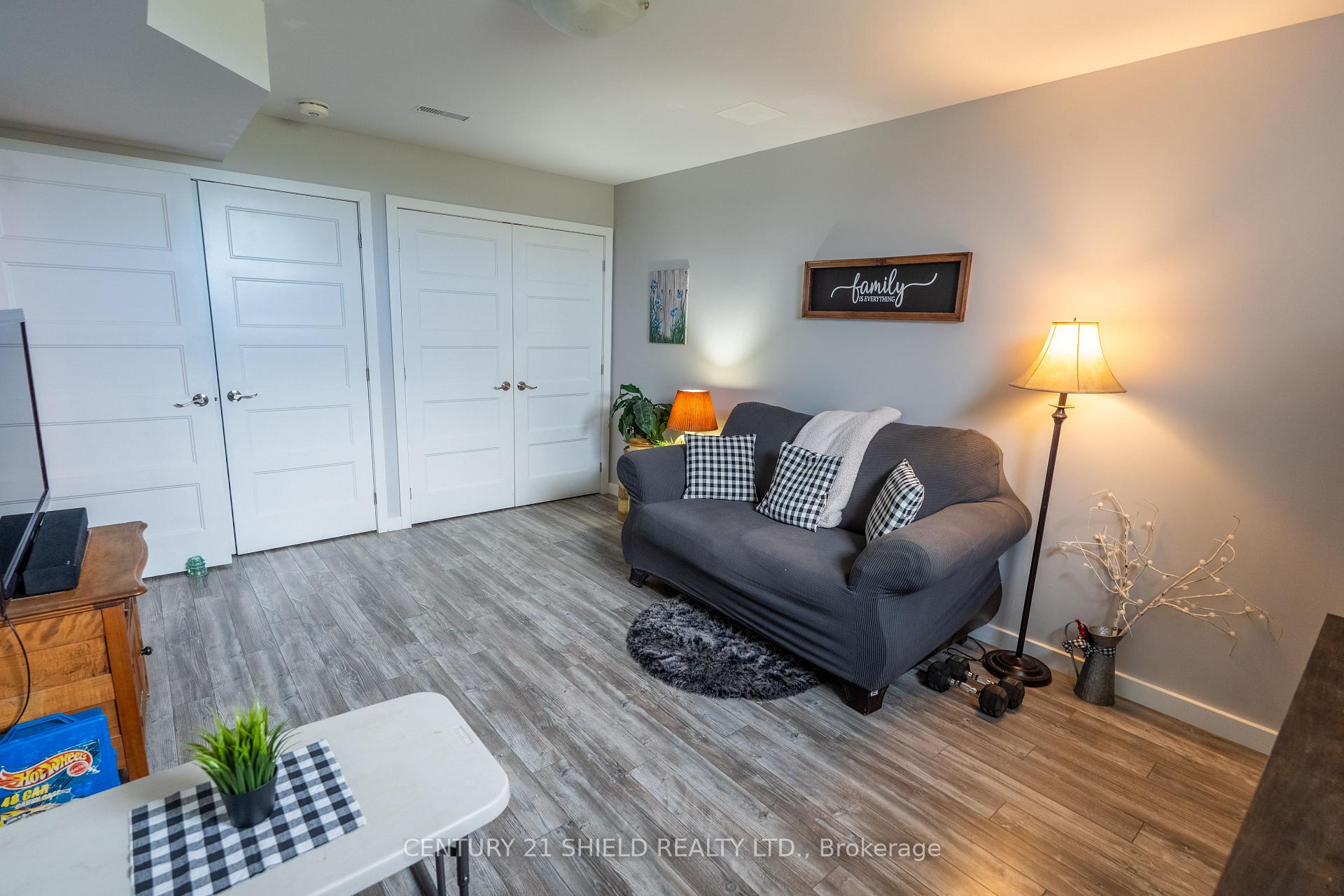 Photo 20 of 166 Bellwood Drive, Cornwall — HOMEH