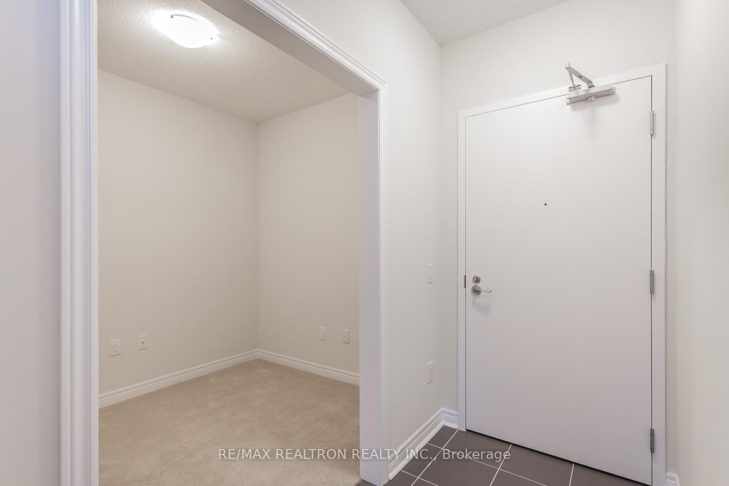Photo 2 of Unit Unit # 608, 7325 Markham Road, Markham, Cedarwood — HOMEH