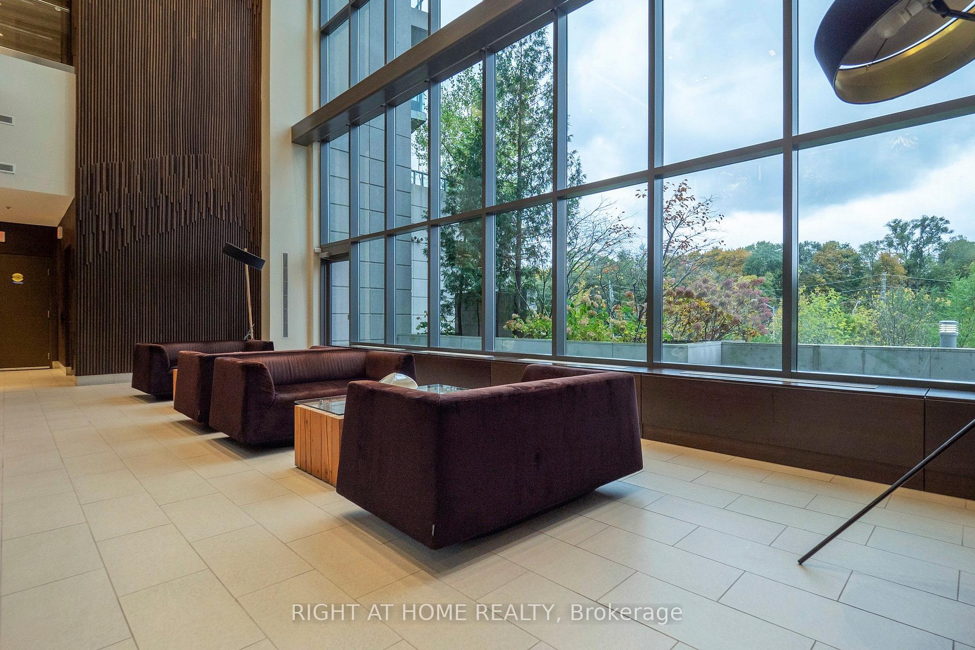 Photo 16 of Unit 813, 35 Brian Peck Crescent, Toronto, Thorncliffe Park — HOMEH