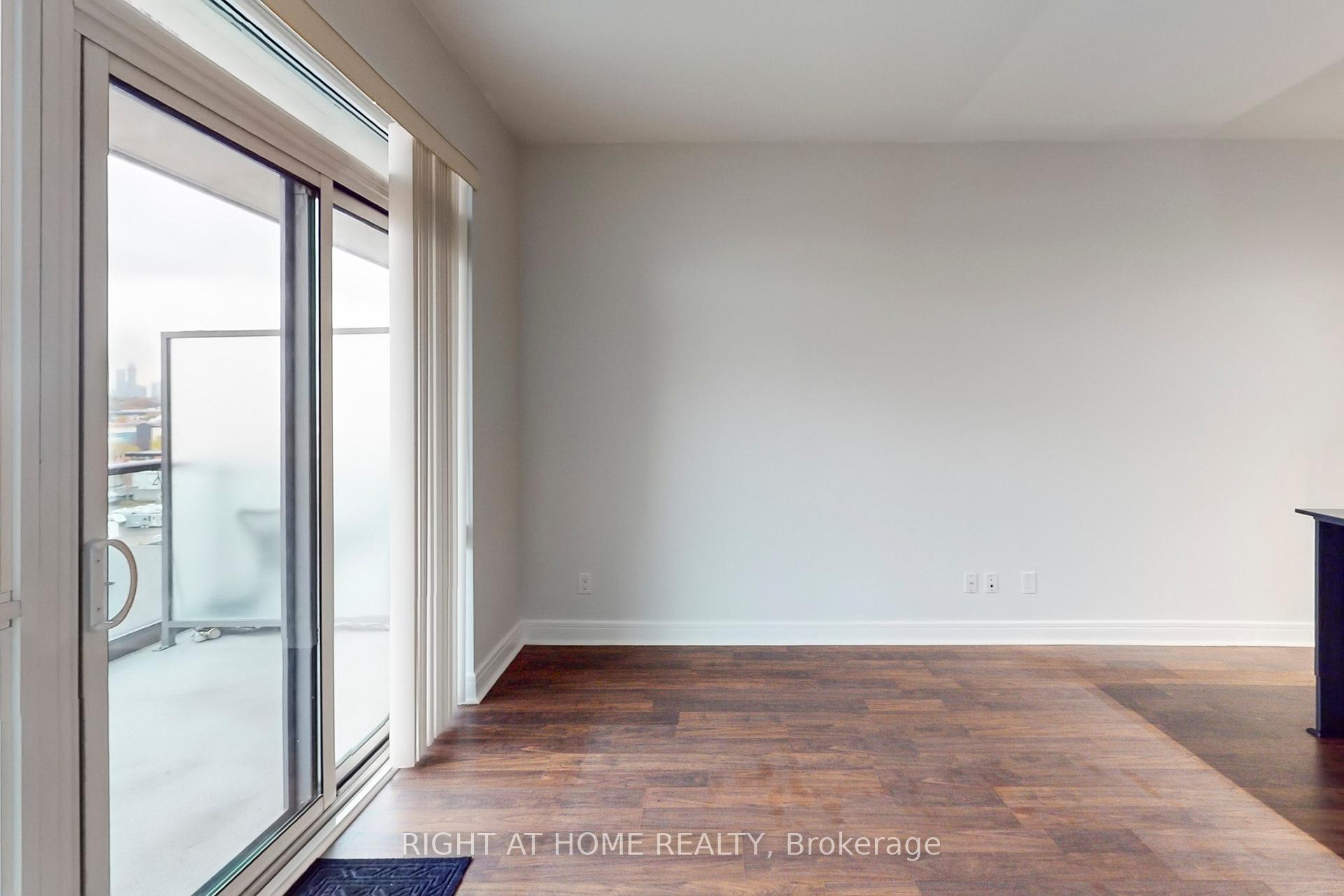 Photo 43 of Unit 813, 35 Brian Peck Crescent, Toronto, Thorncliffe Park — HOMEH