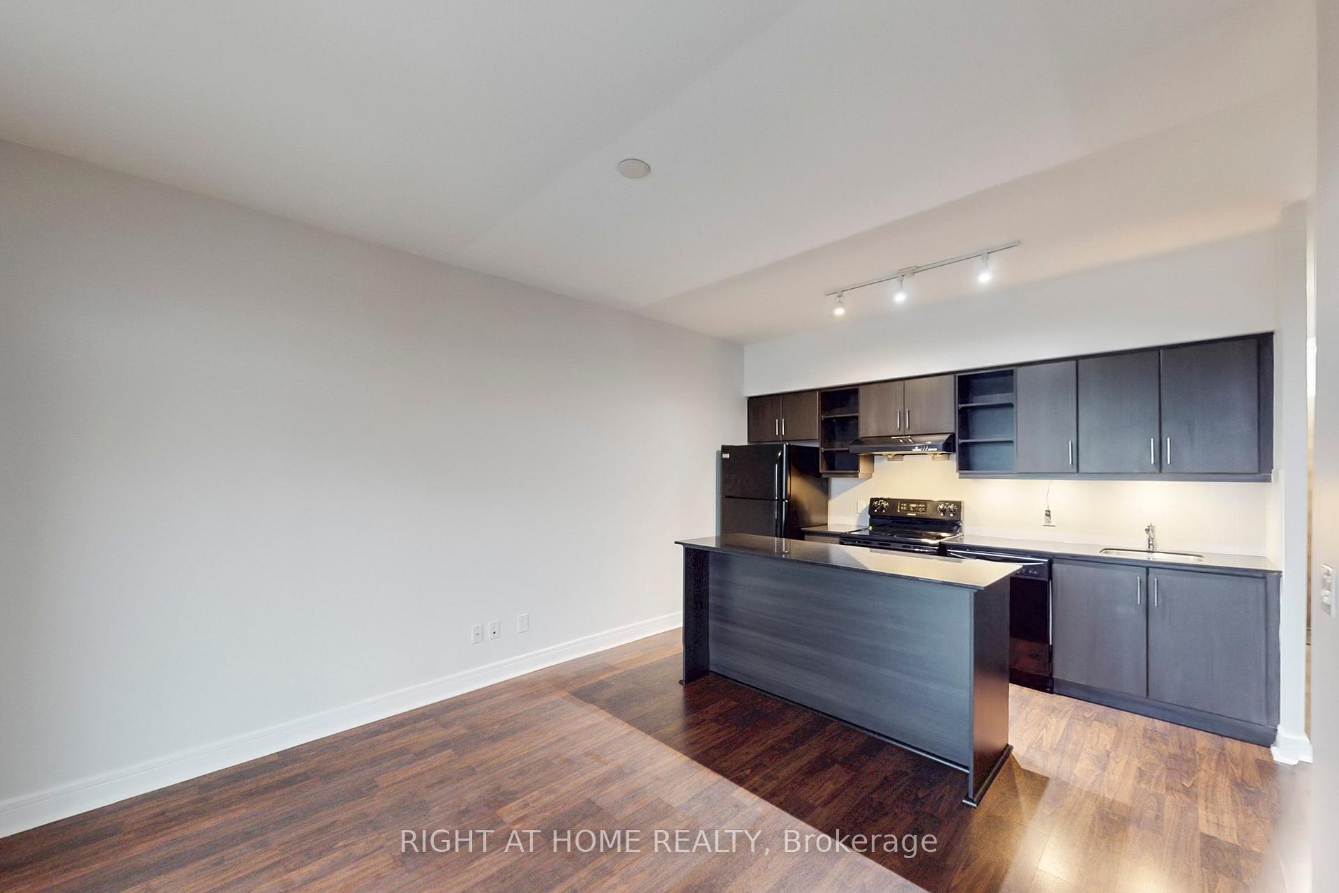 Photo 61 of Unit 813, 35 Brian Peck Crescent, Toronto, Thorncliffe Park — HOMEH