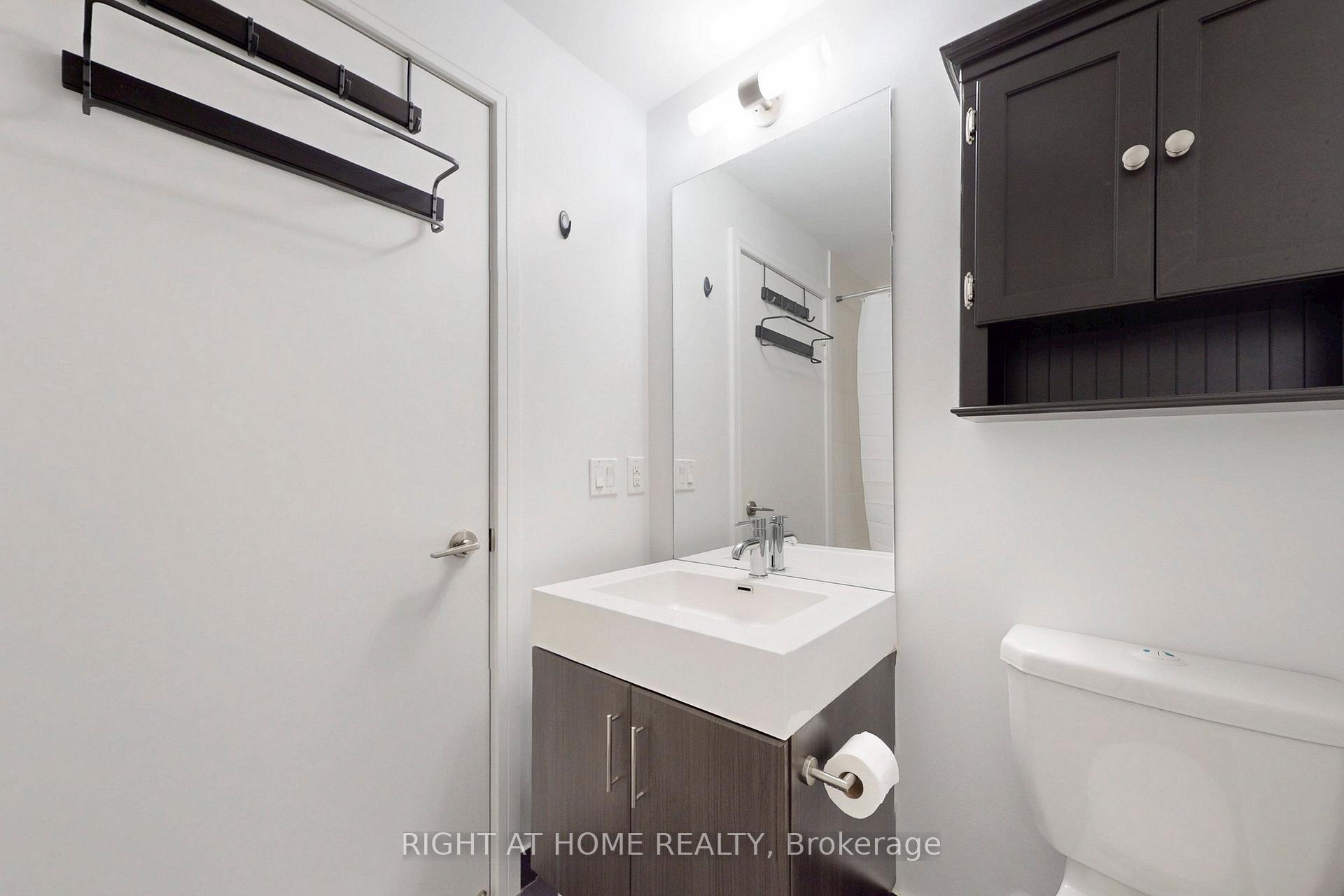 Photo 79 of Unit 813, 35 Brian Peck Crescent, Toronto, Thorncliffe Park — HOMEH