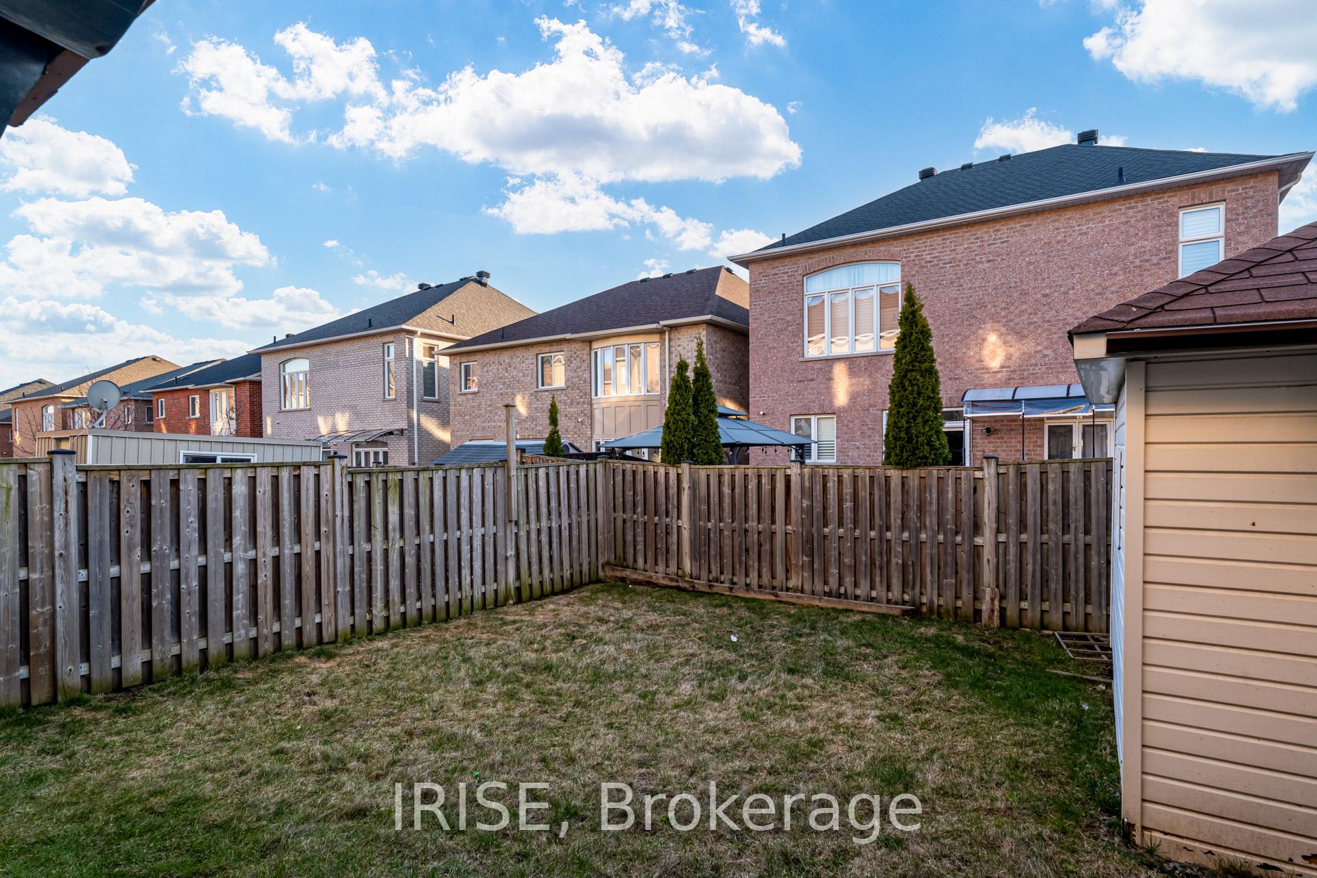 Photo 41 of 57 Styles Crescent E, Ajax, Northeast Ajax — HOMEH