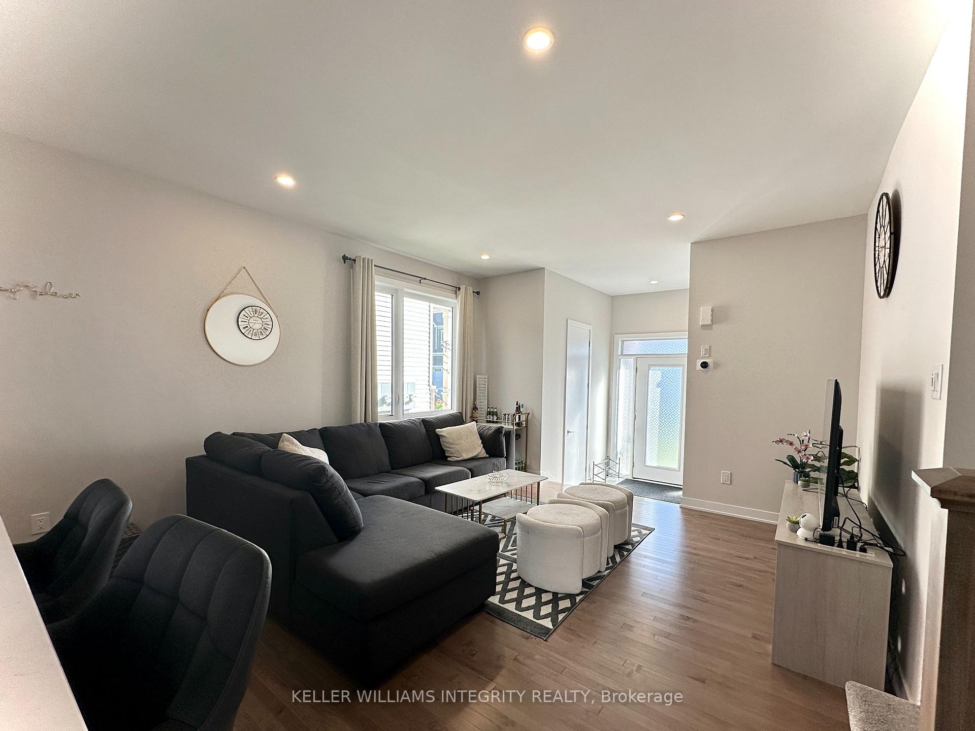Photo 10 of 313 Canadensis Lane, Ottawa, Barrhaven - Half Moon Bay — HOMEH
