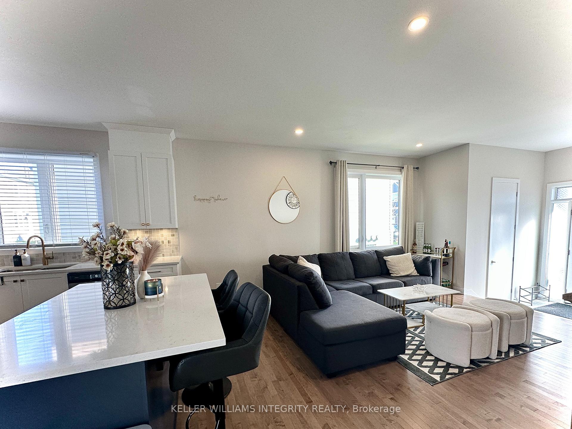 Photo 12 of 313 Canadensis Lane, Ottawa, Barrhaven - Half Moon Bay — HOMEH
