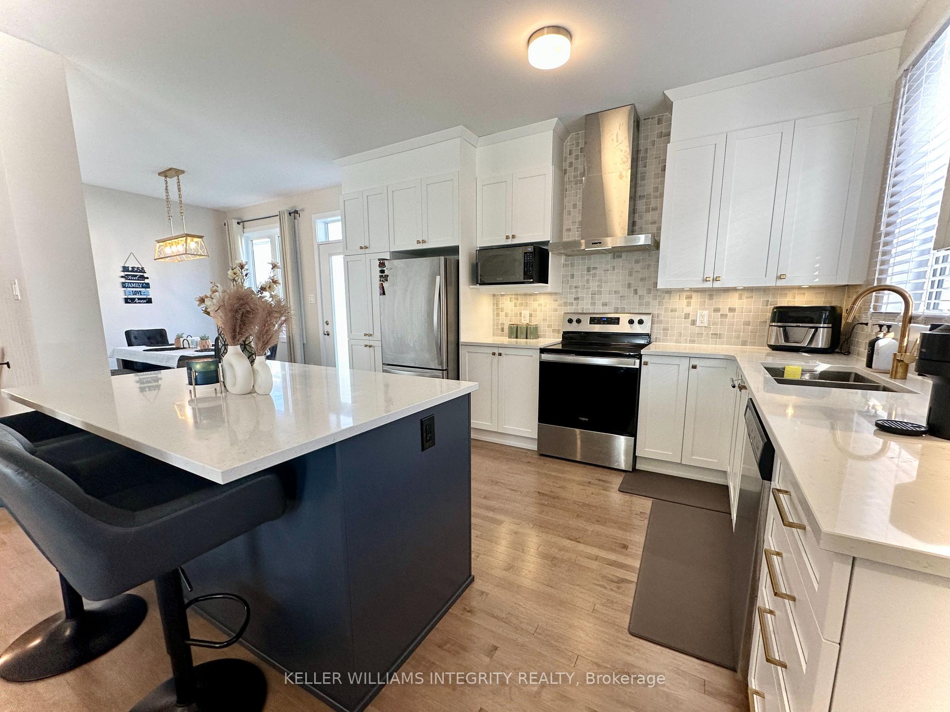 Photo 15 of 313 Canadensis Lane, Ottawa, Barrhaven - Half Moon Bay — HOMEH