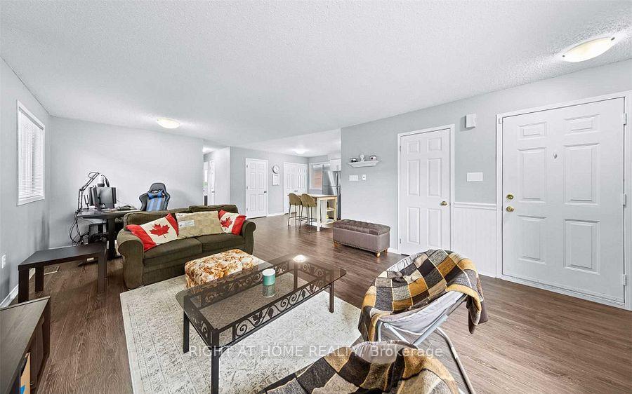 Photo 7 of 72 Sundew Drive, Barrie, Holly — HOMEH