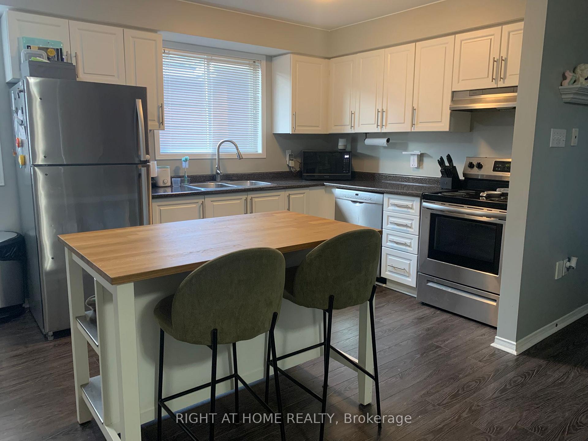 Photo 16 of 72 Sundew Drive, Barrie, Holly — HOMEH