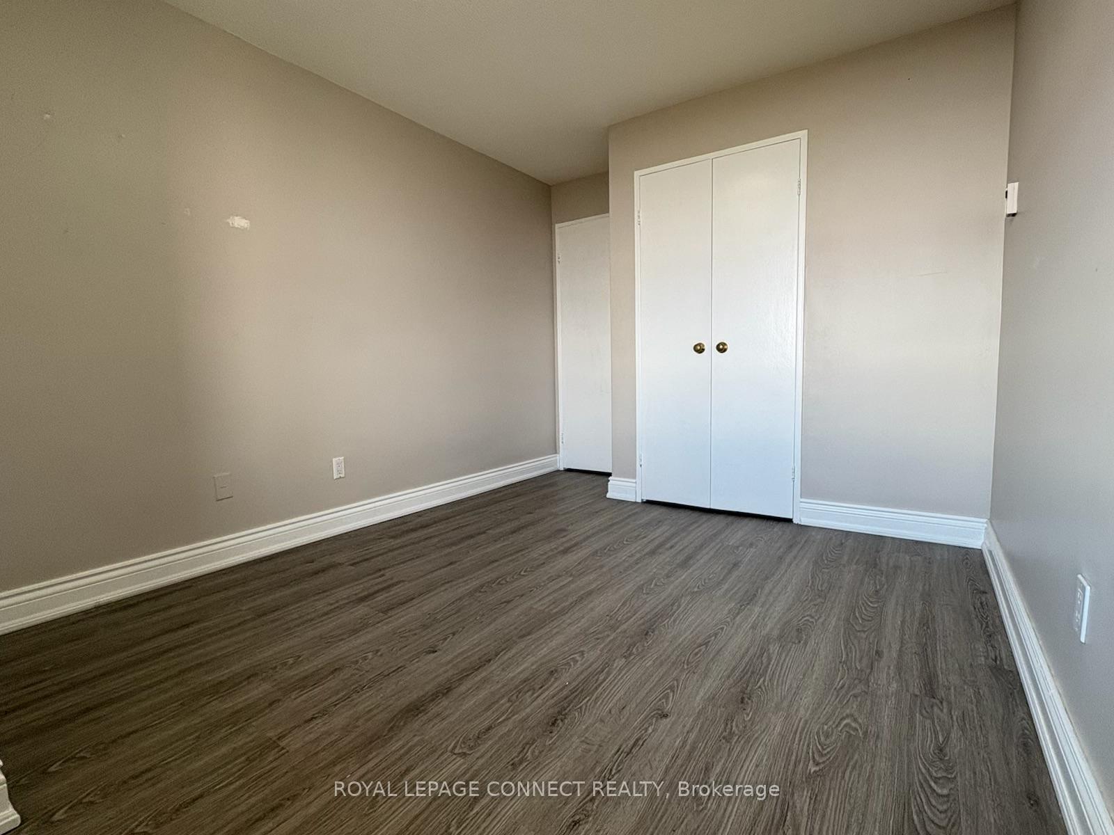 Photo 23 of Unit 910, 80 Inverlochy Boulevard, Markham, Royal Orchard — HOMEH