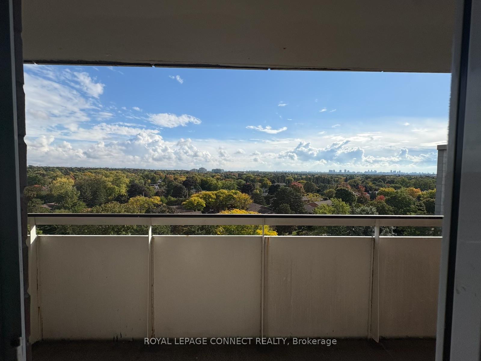 Photo 28 of Unit 910, 80 Inverlochy Boulevard, Markham, Royal Orchard — HOMEH