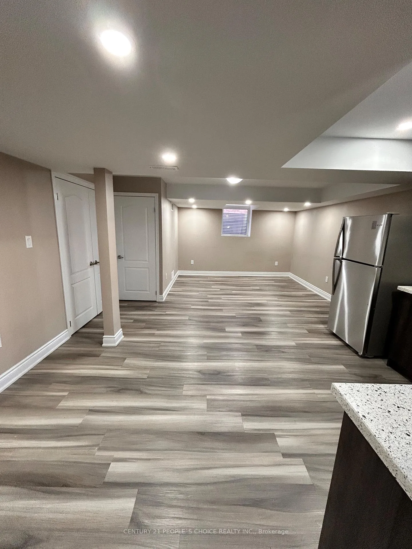 Photo 3 of Unit Bsmt, 11 Elverton Crescent, Brampton, Northwest Brampton — HOMEH