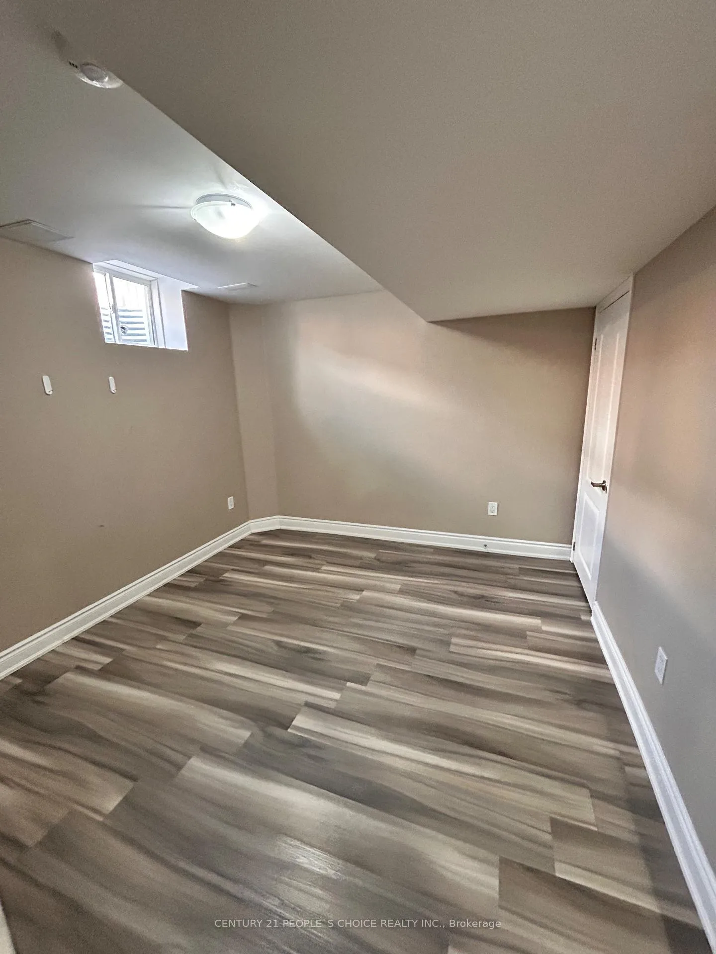 Photo 9 of Unit Bsmt, 11 Elverton Crescent, Brampton, Northwest Brampton — HOMEH
