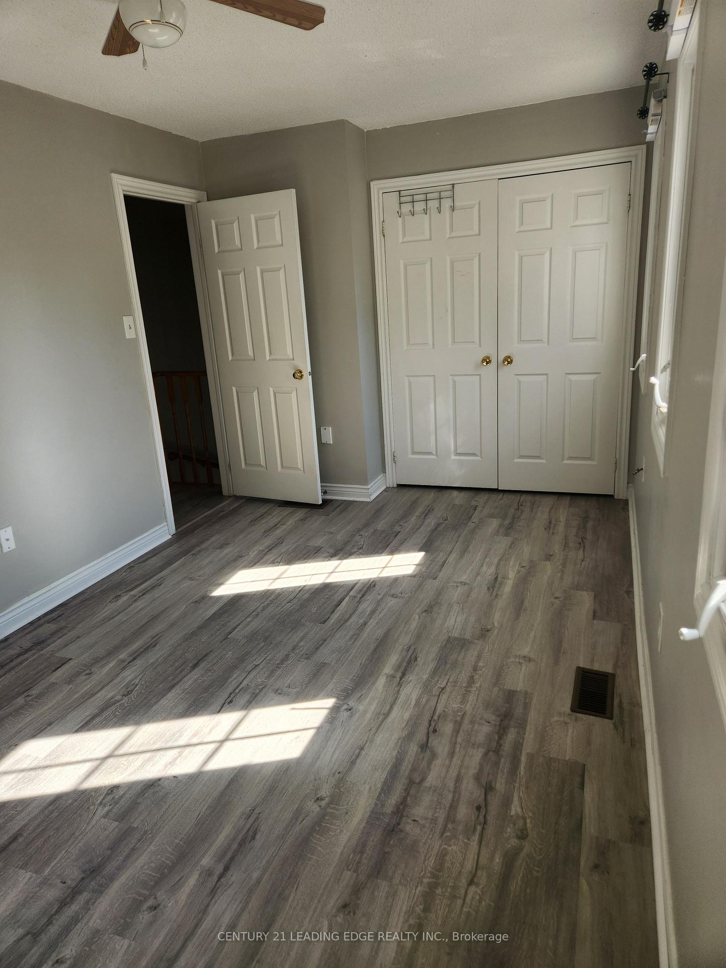 Photo 12 of 43 Poolton Crescent, Clarington, Courtice — HOMEH