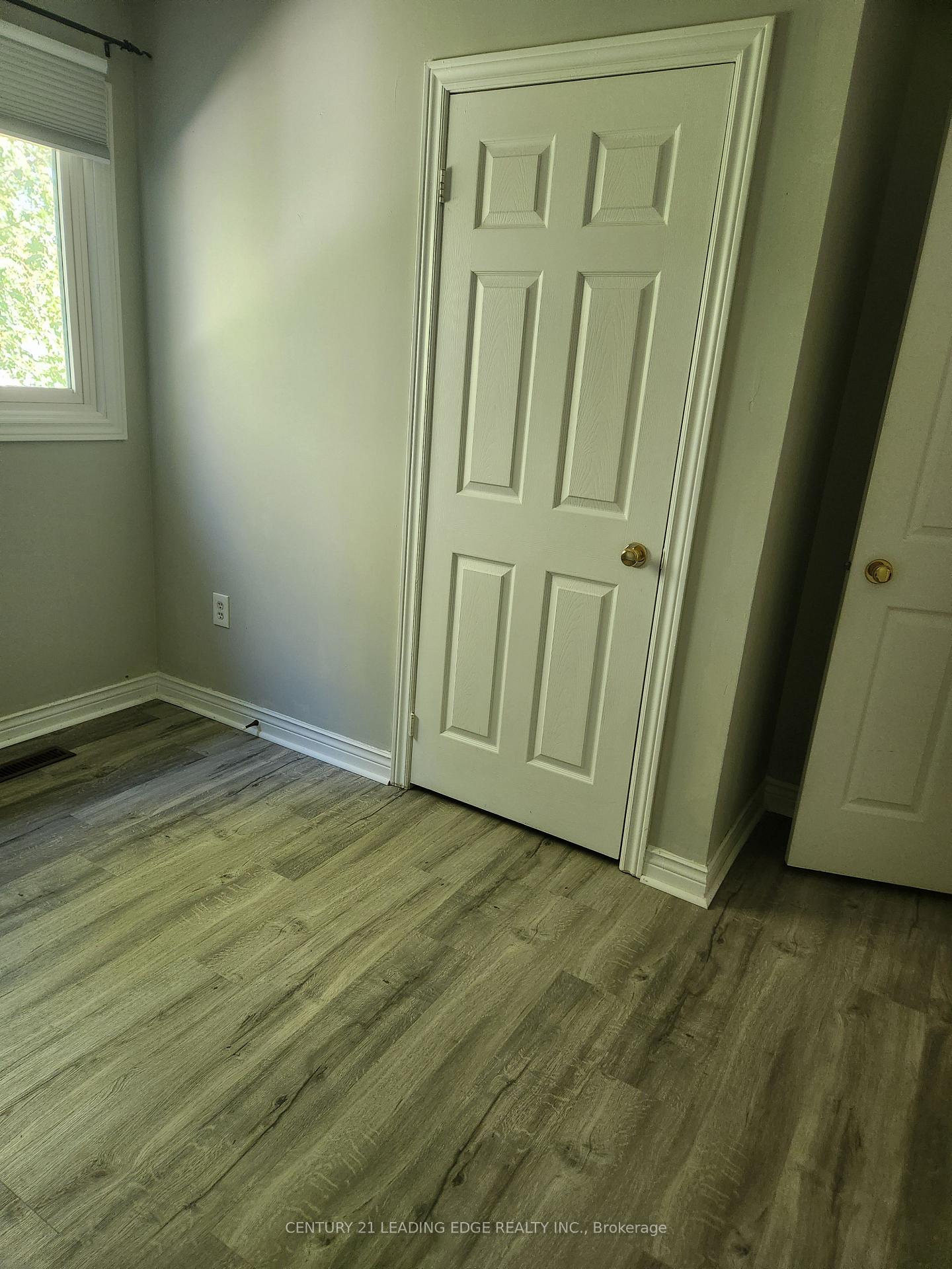 Photo 18 of 43 Poolton Crescent, Clarington, Courtice — HOMEH