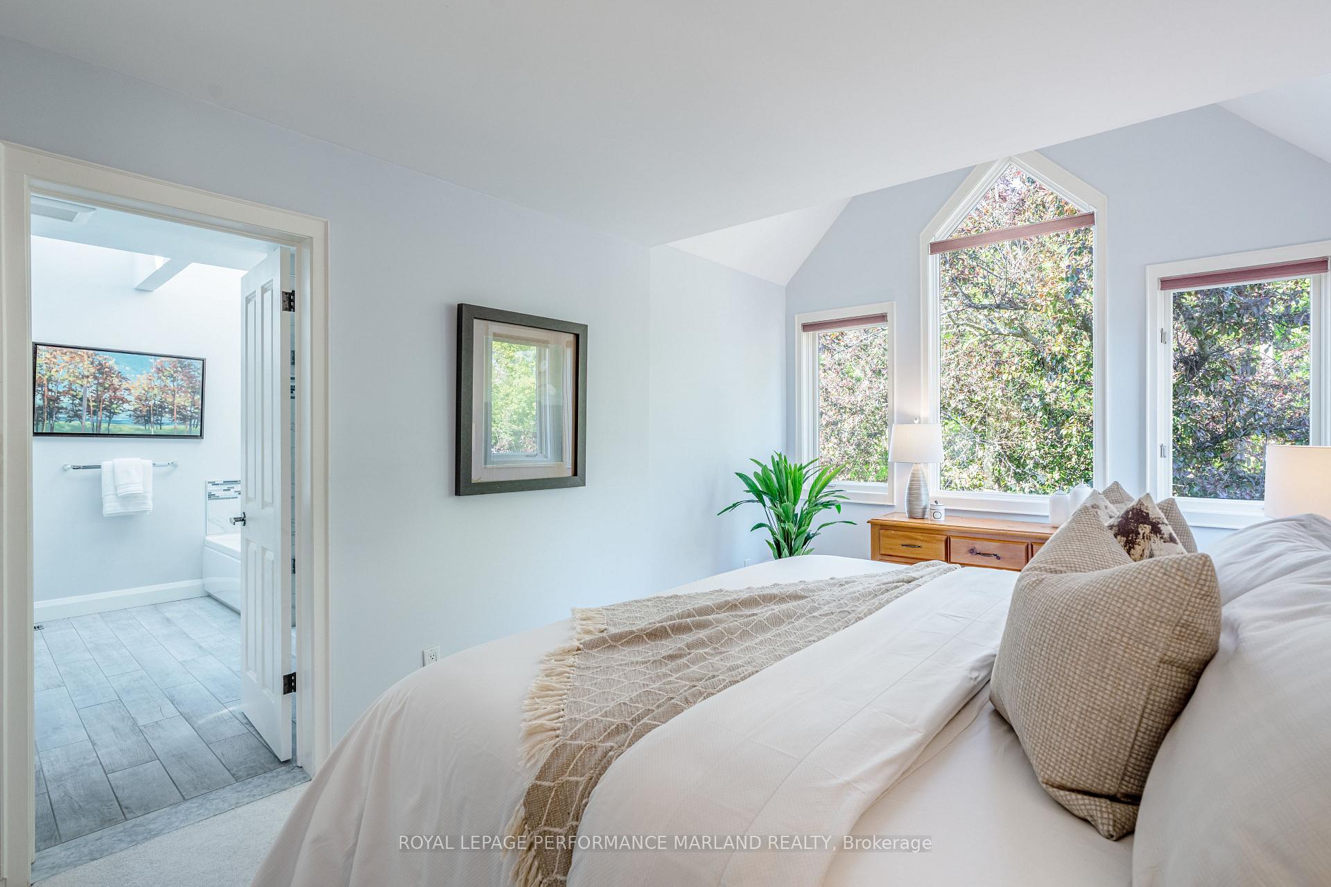 Photo 20 of 48 Harvard Avenue, Ottawa, Old Ottawa South — HOMEH