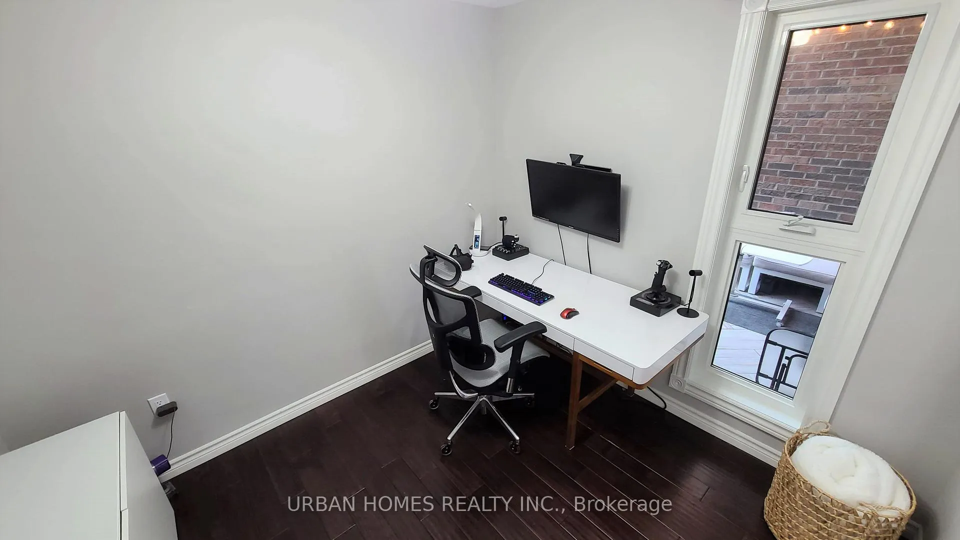 Photo 15 of Unit 215, 16A Elgin Street, Markham, Thornhill — HOMEH