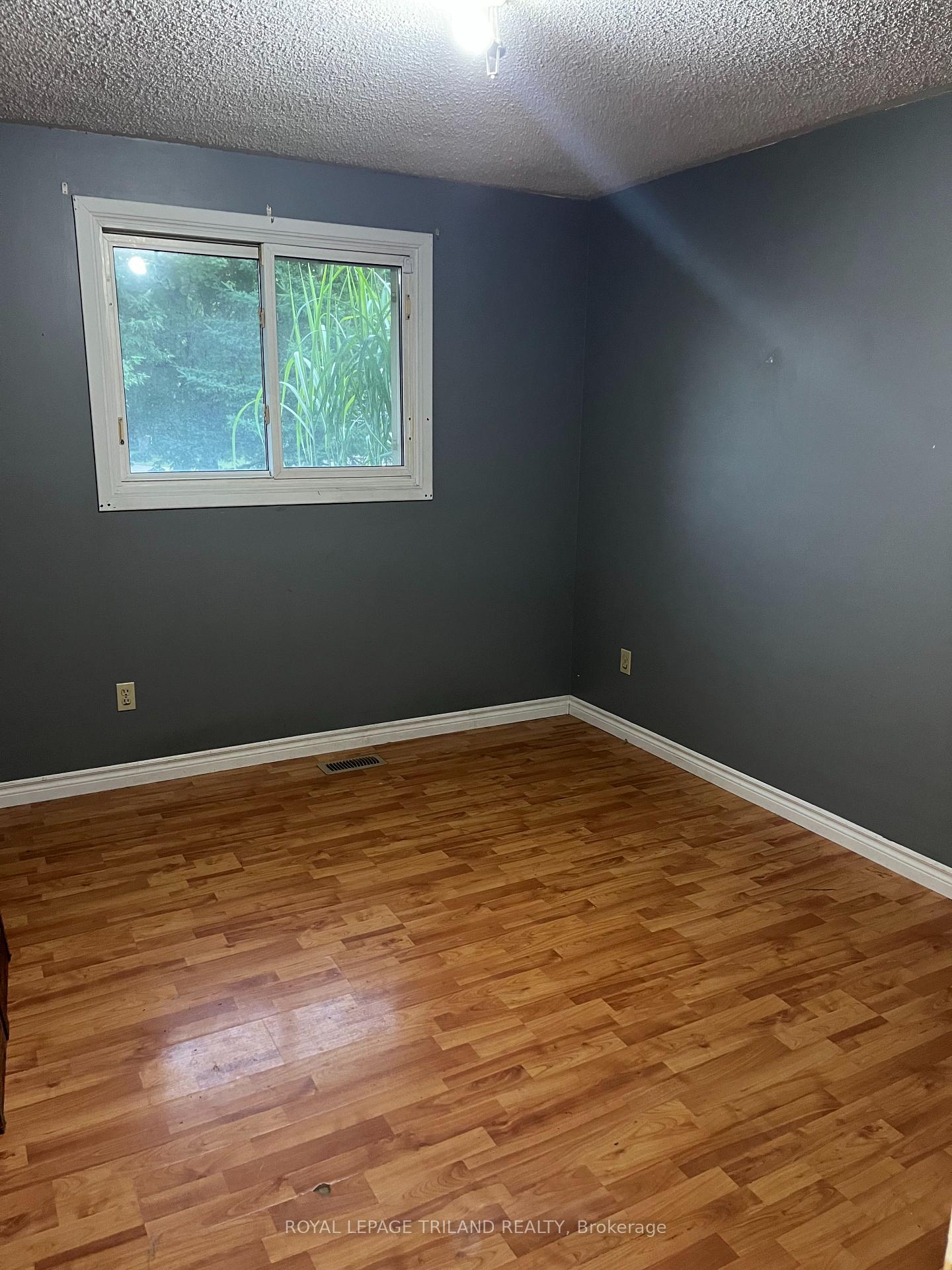 Photo 9 of 42606 Johnathon Street, Central Elgin, Union — HOMEH
