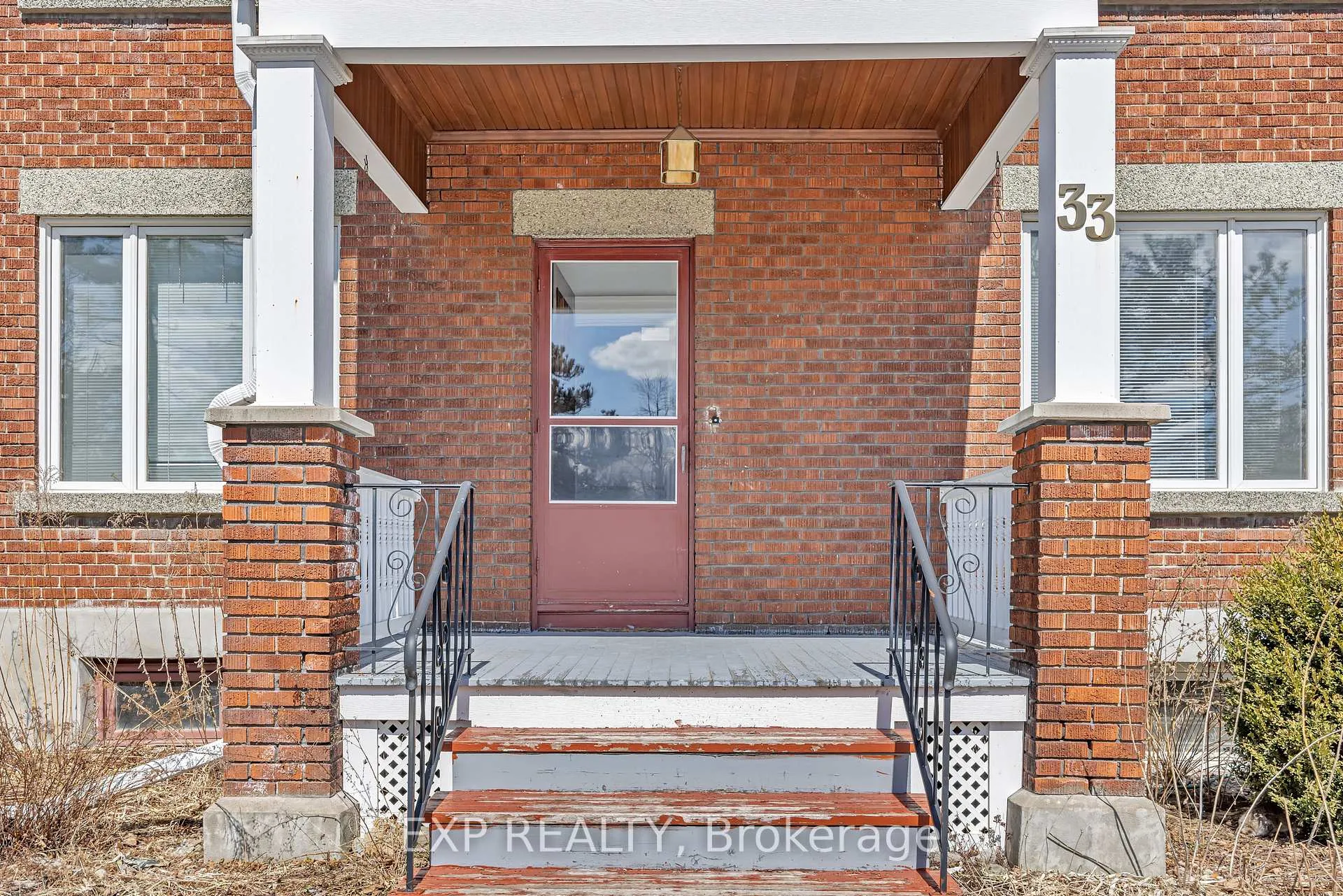 Photo 3 of 33 Wilton Crescent, Ottawa, Glebe — HOMEH