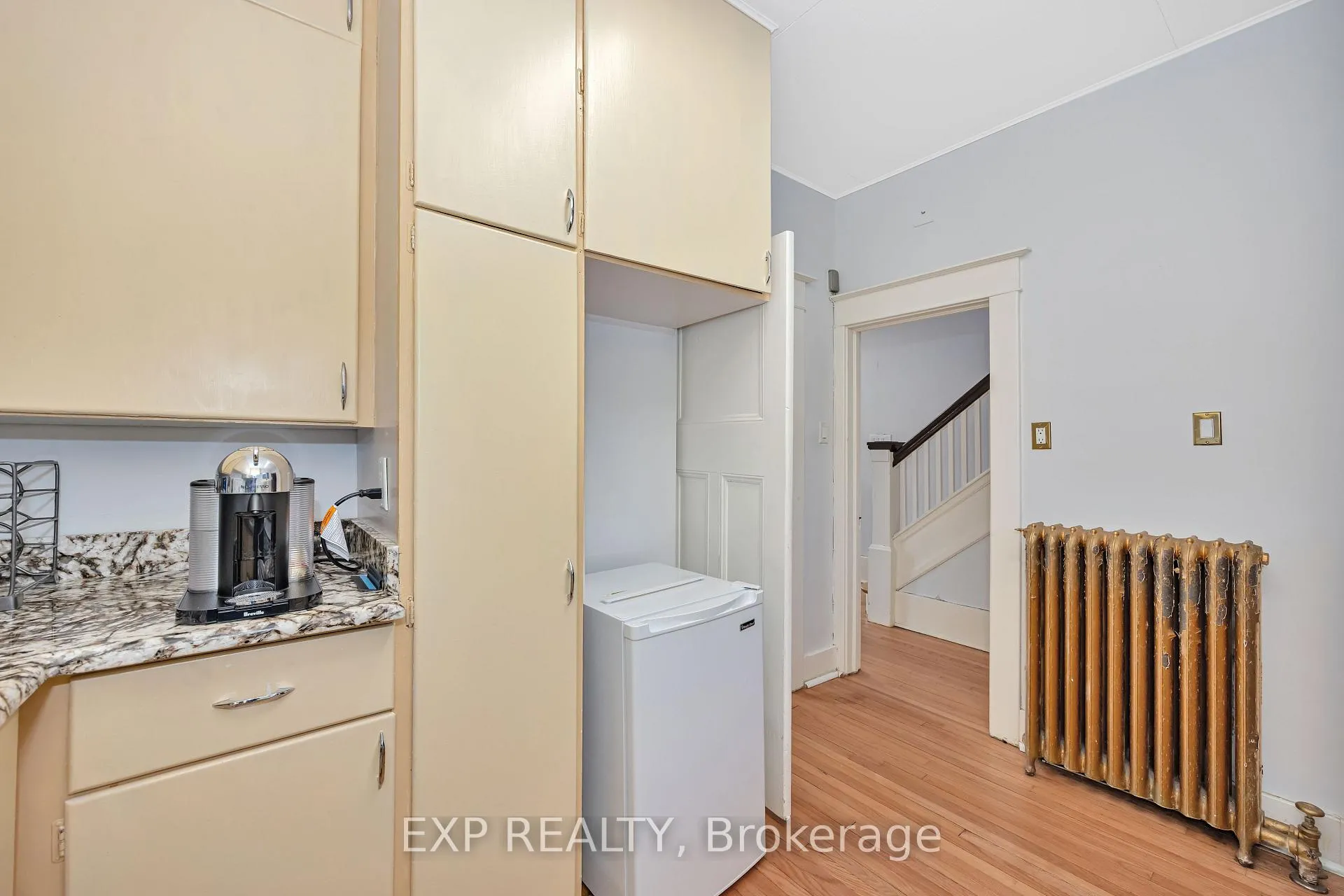 Photo 14 of 33 Wilton Crescent, Ottawa, Glebe — HOMEH