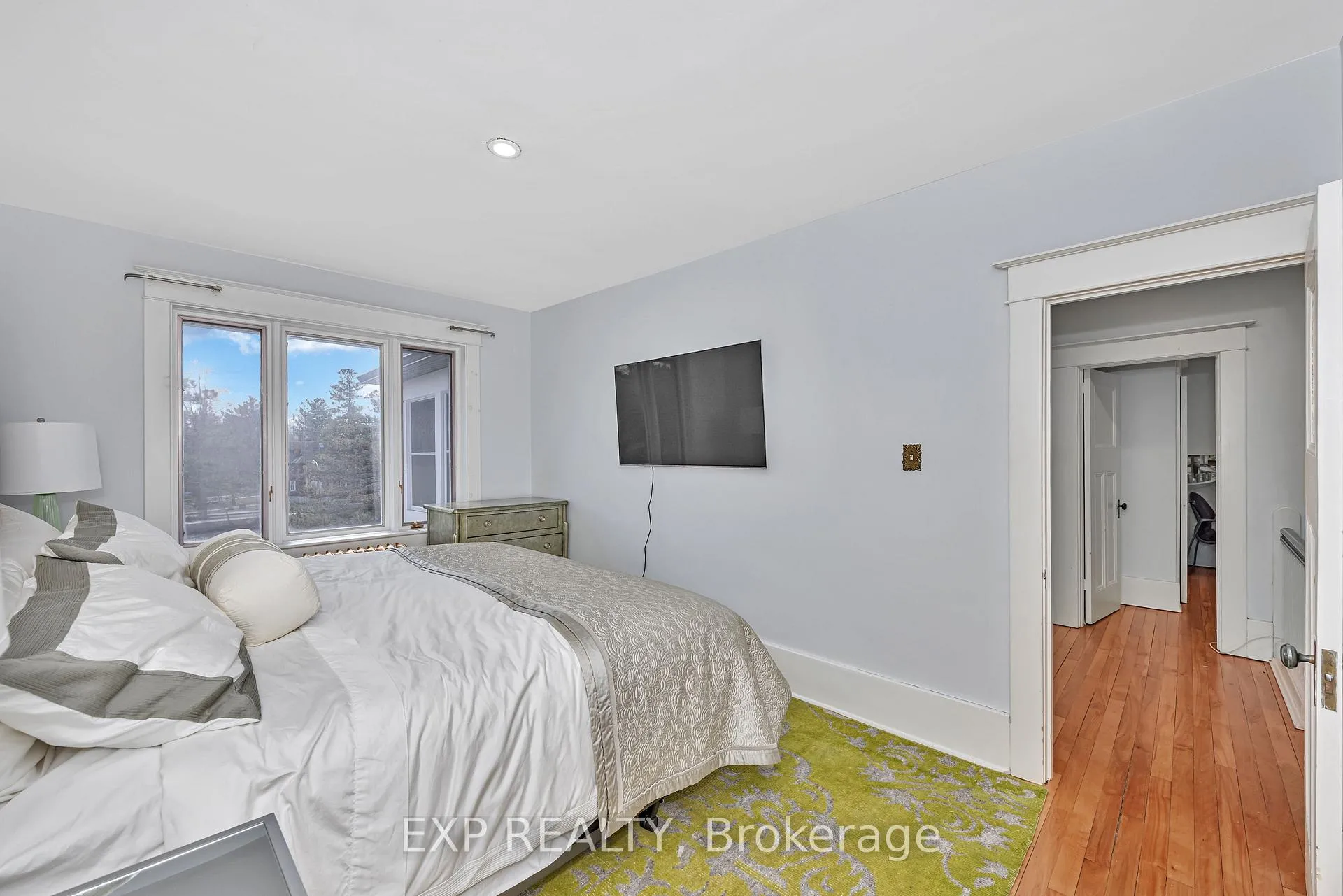 Photo 19 of 33 Wilton Crescent, Ottawa, Glebe — HOMEH