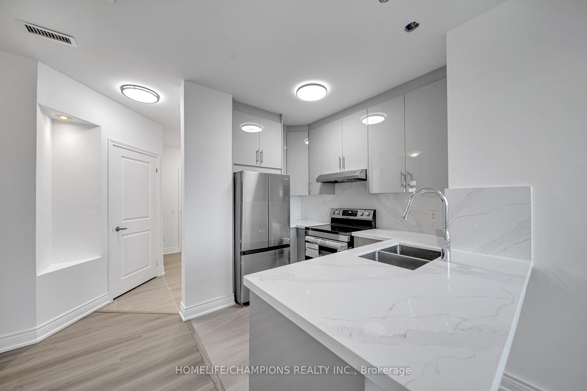 Photo 5 of Unit 320, 7325 Markham Road, Markham, Cedarwood — HOMEH